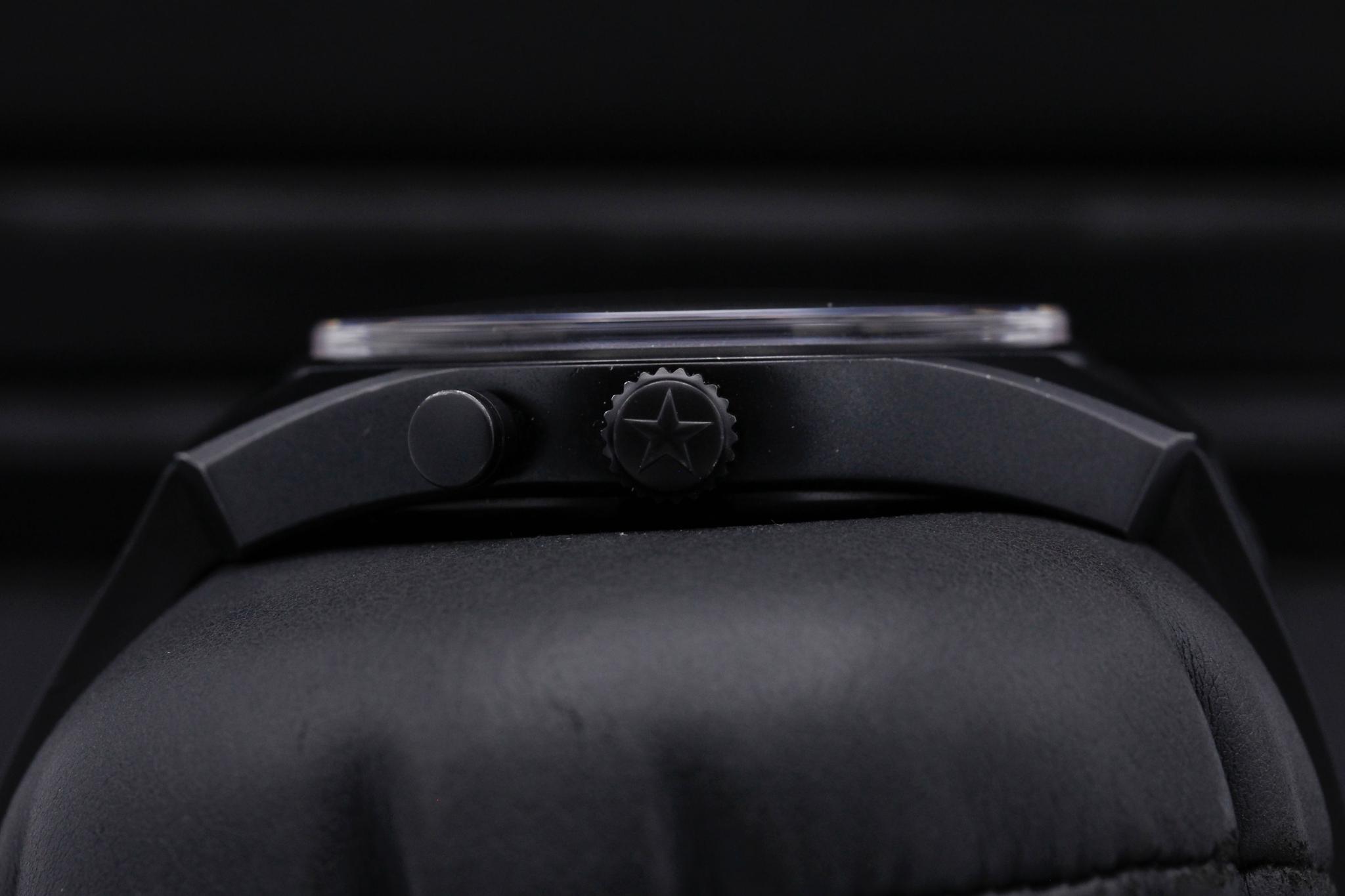Watch Image 3
