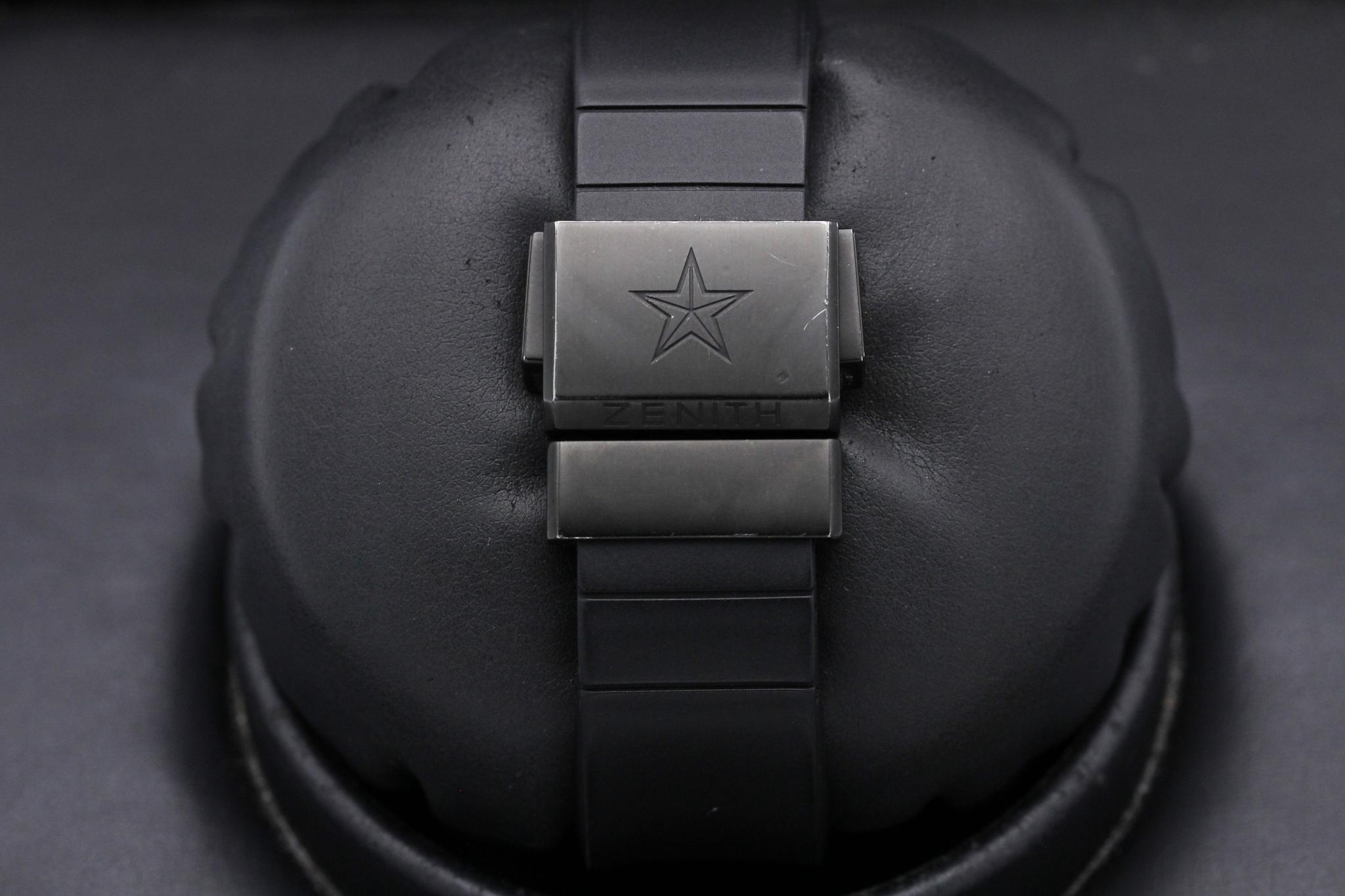 Watch Image 8