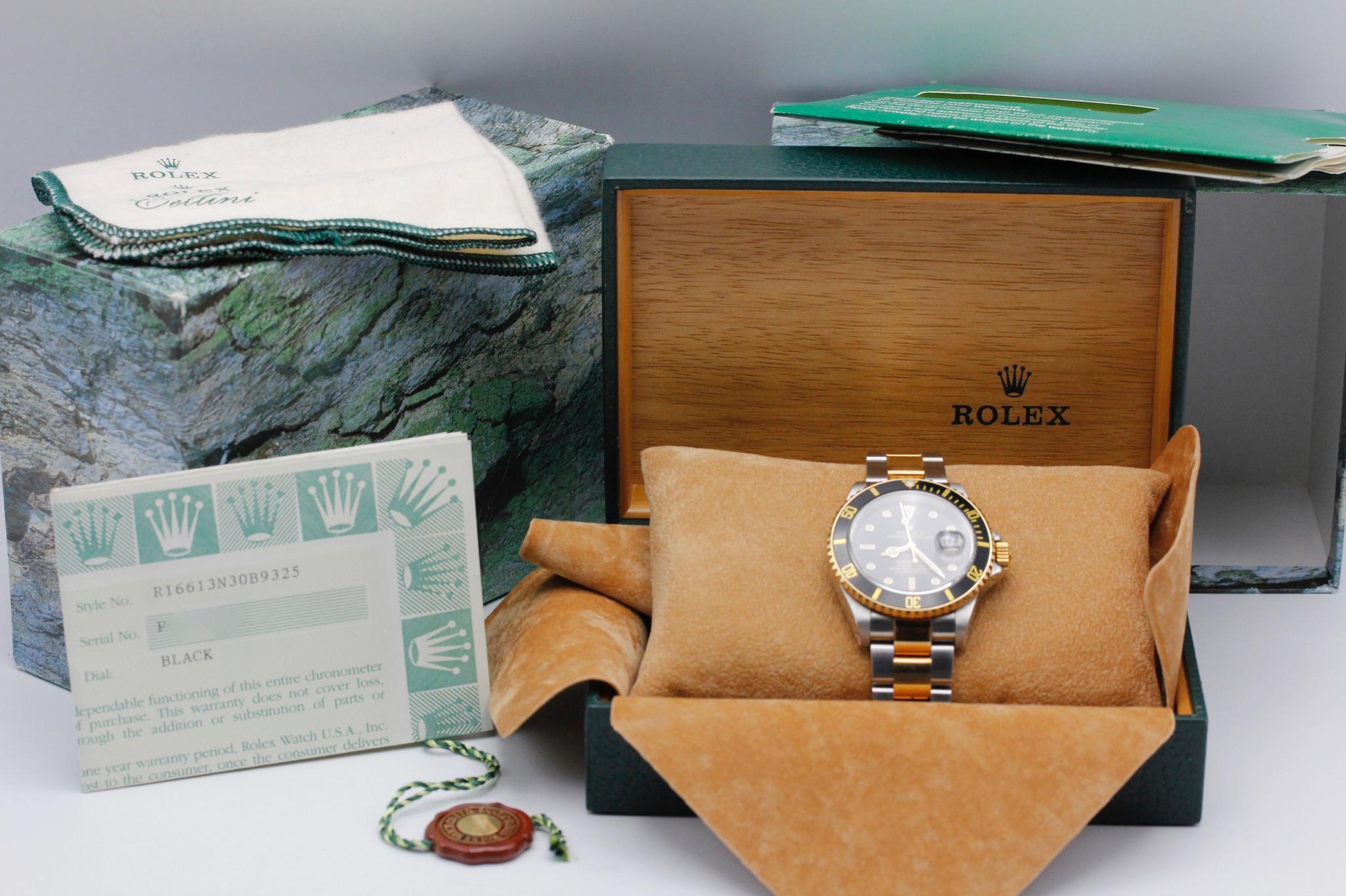 Watch Image 12