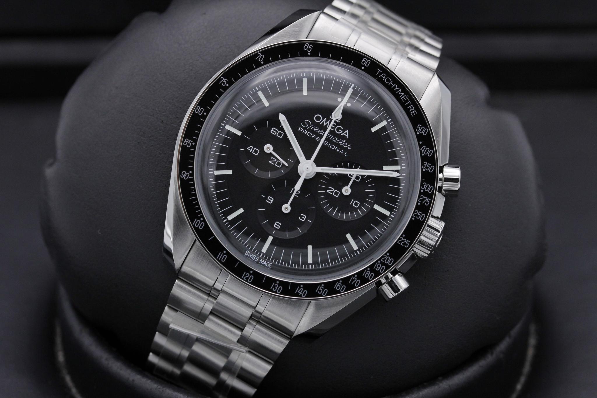 Watch Image 10