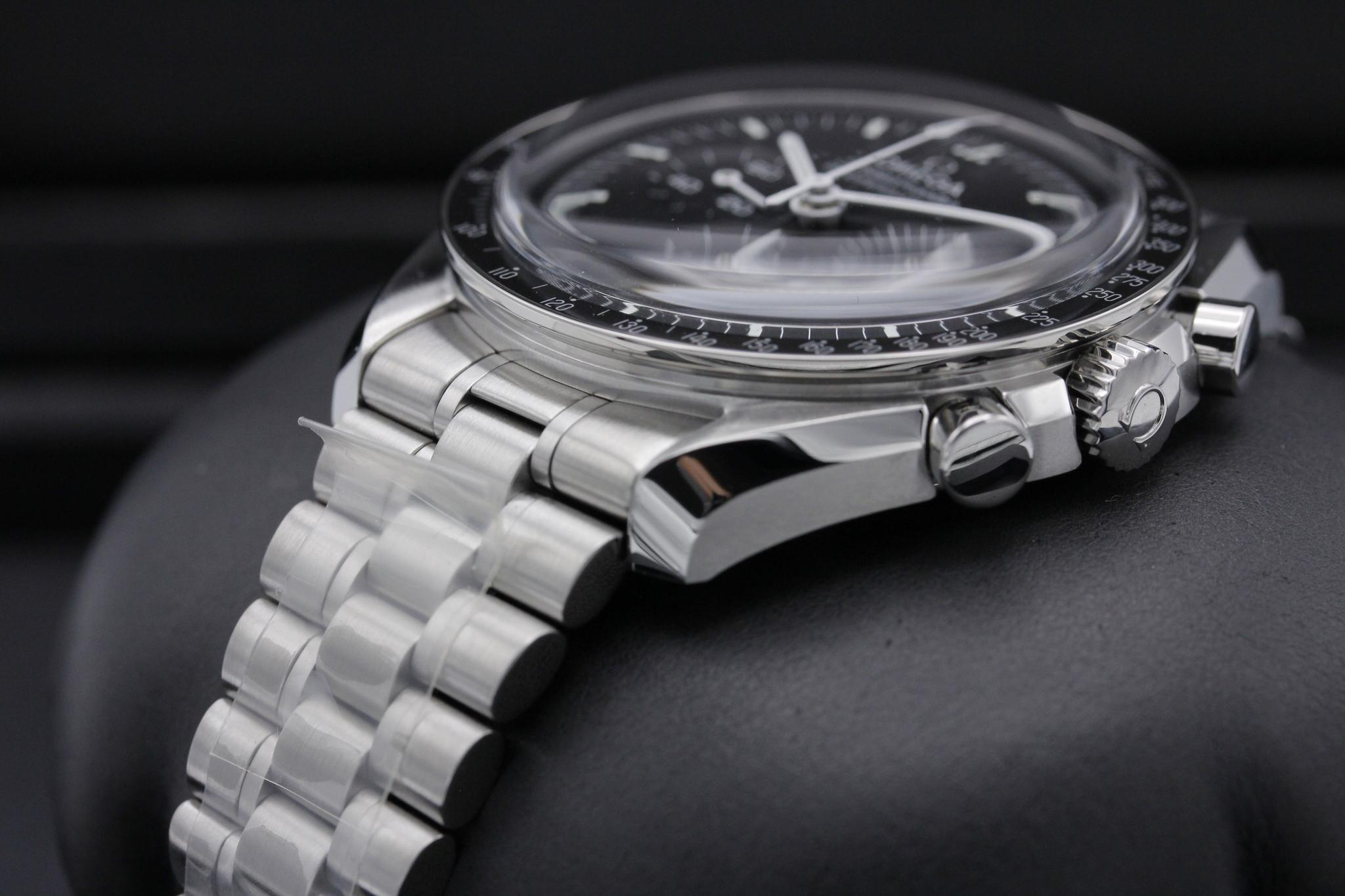 Watch Image 2