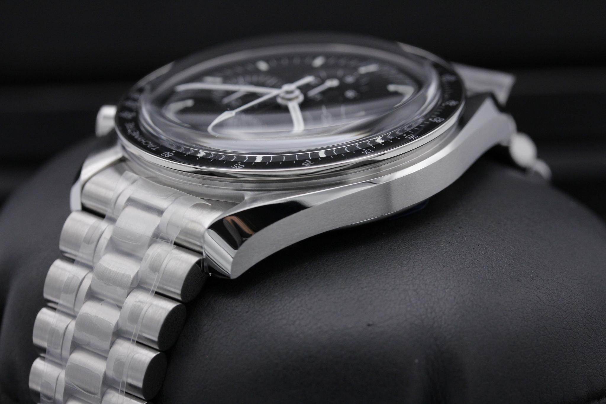 Watch Image 5