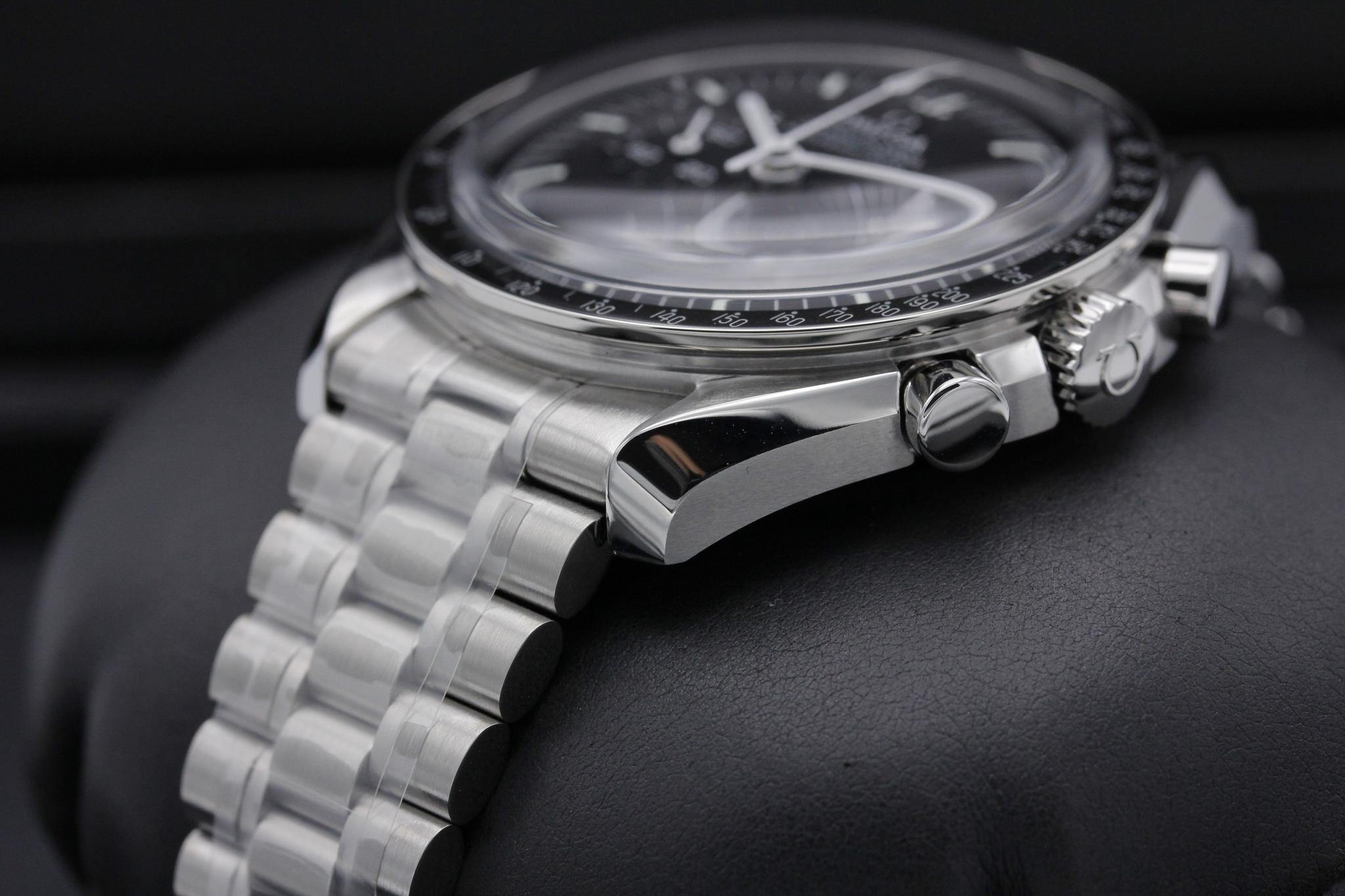 Watch Image 2