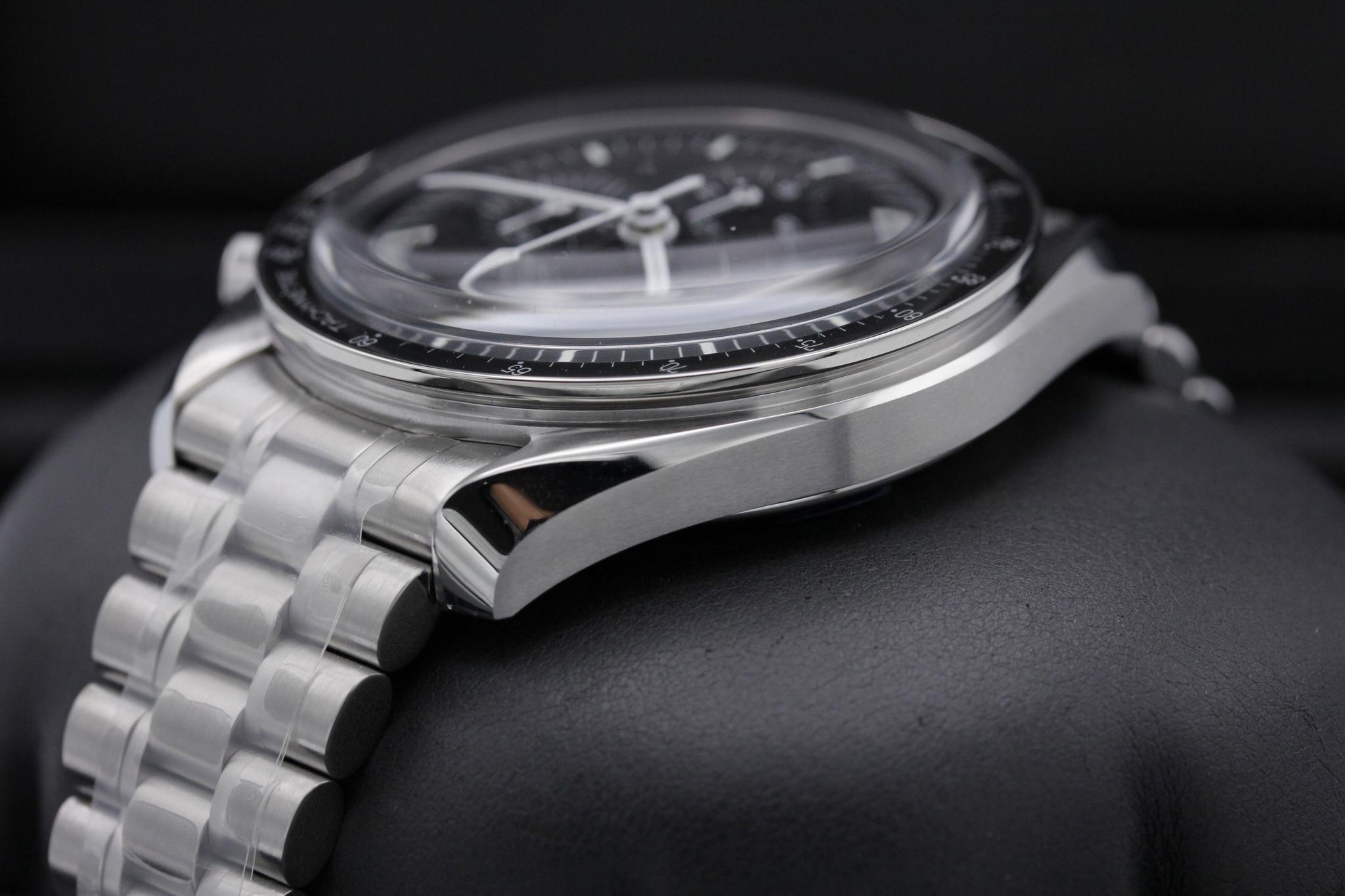 Watch Image 5