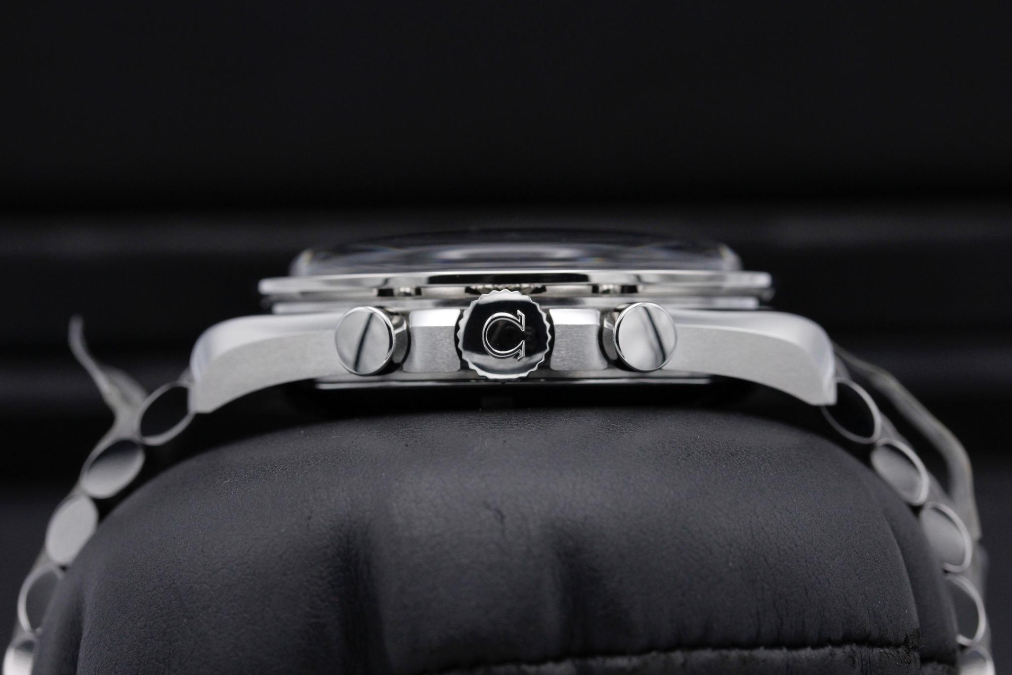 Watch Image 3