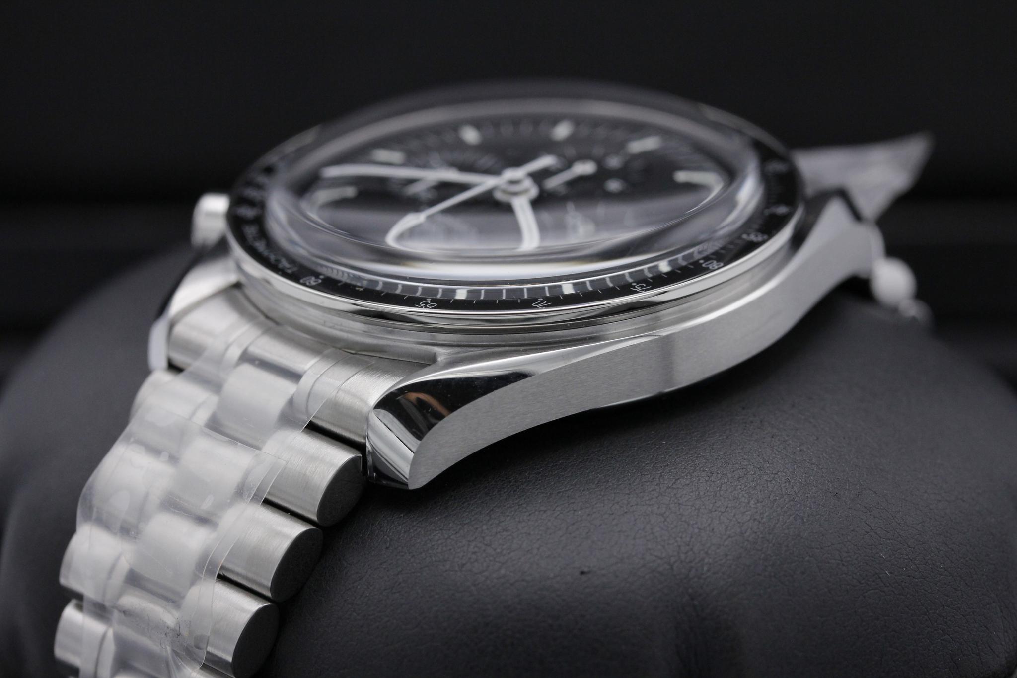 Watch Image 5