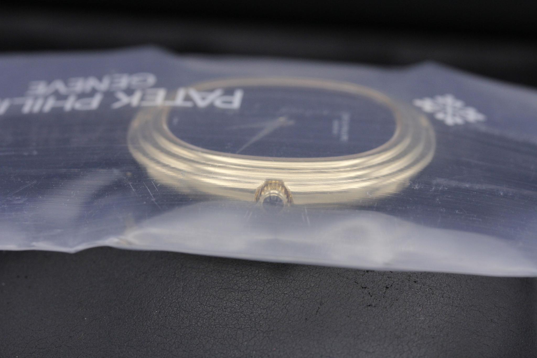 Watch Image 3