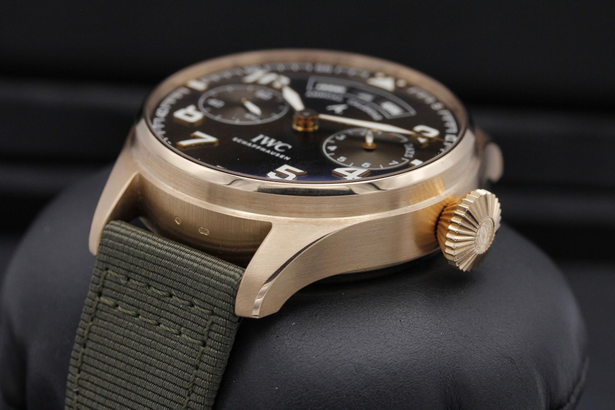 Watch Image 2