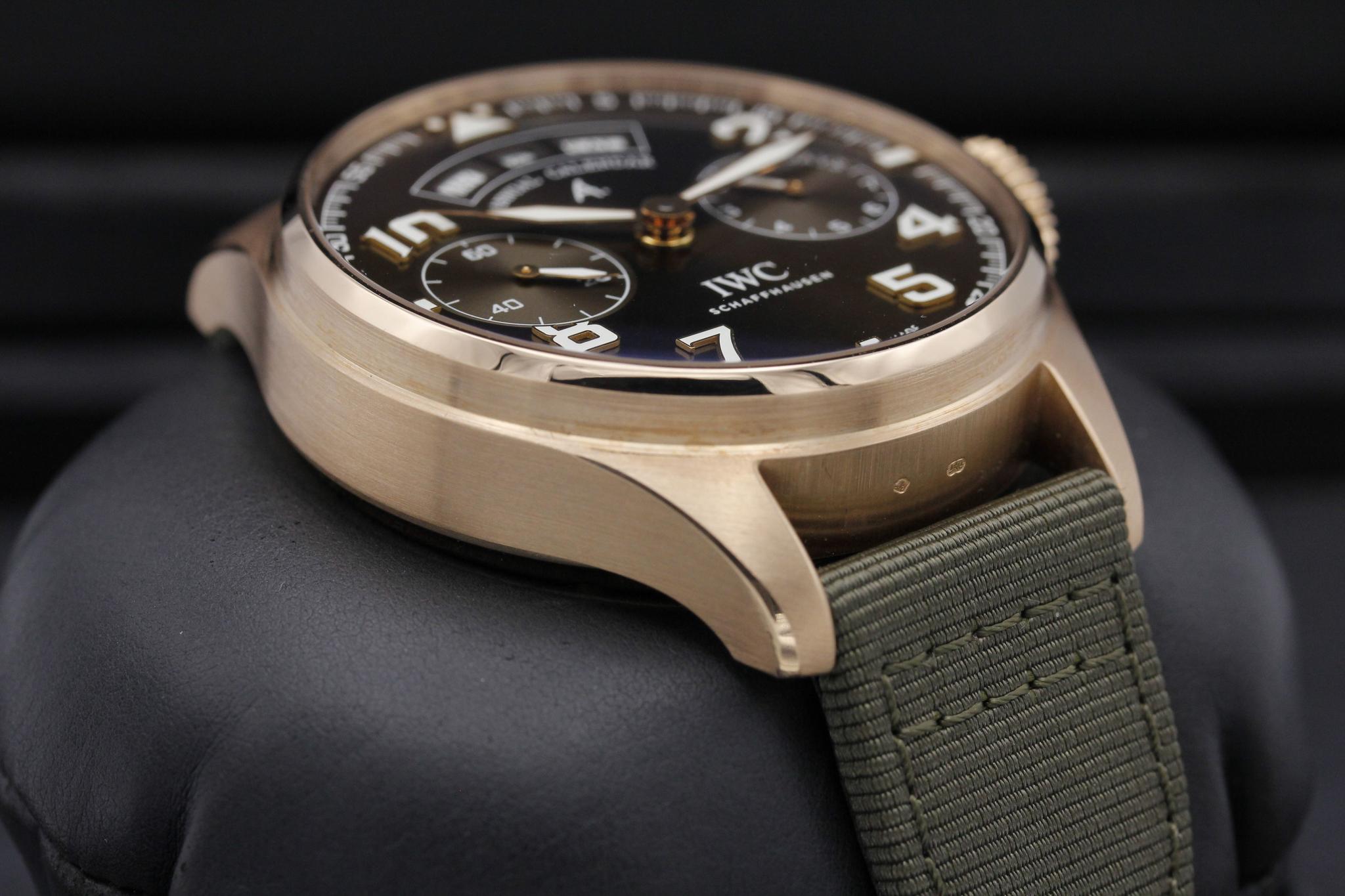 Watch Image 6