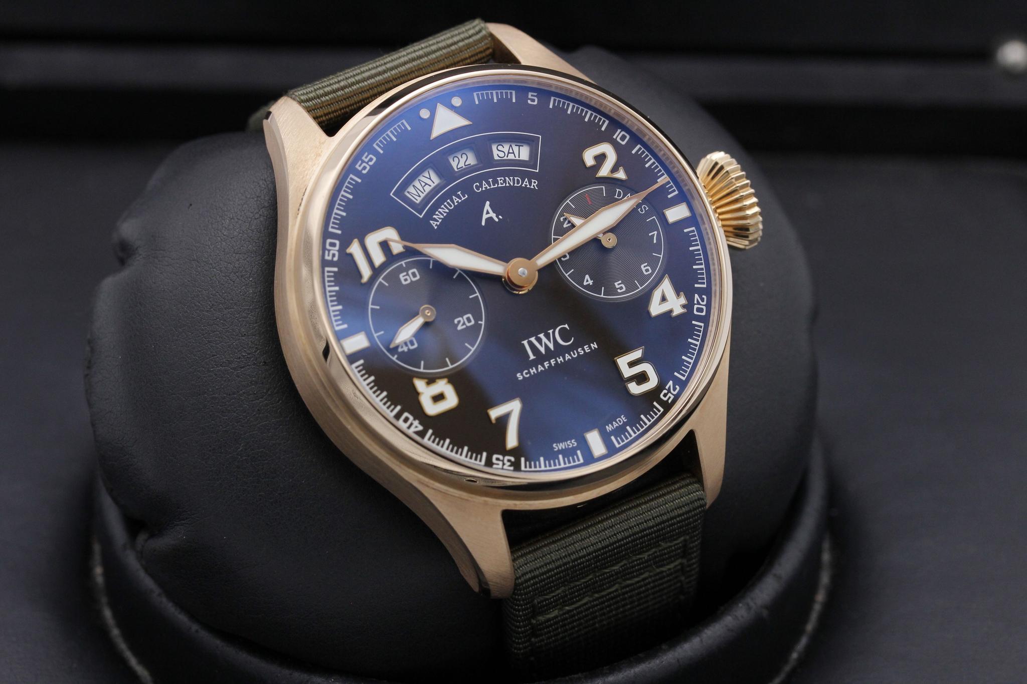 Watch Image 10