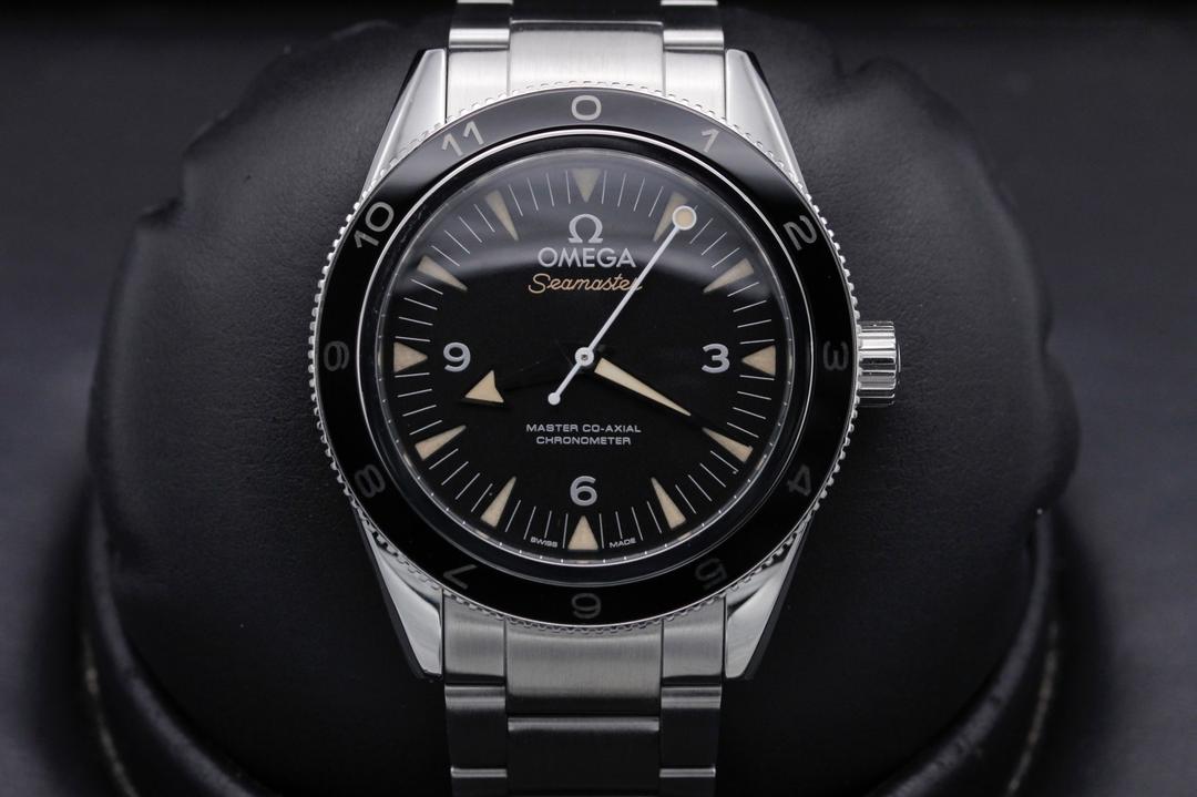 Omega Seamaster 300m "Spectre" 233.32.41.21.01.001