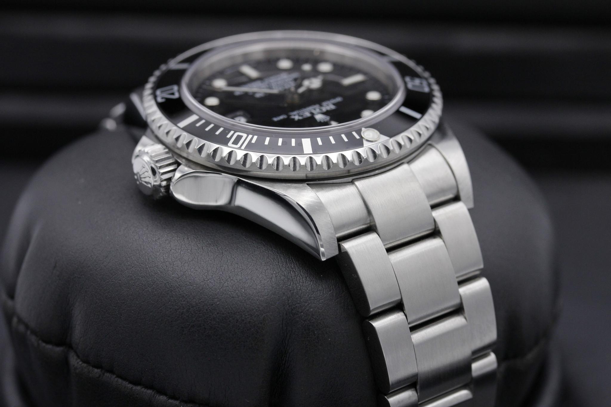 Watch Image 4