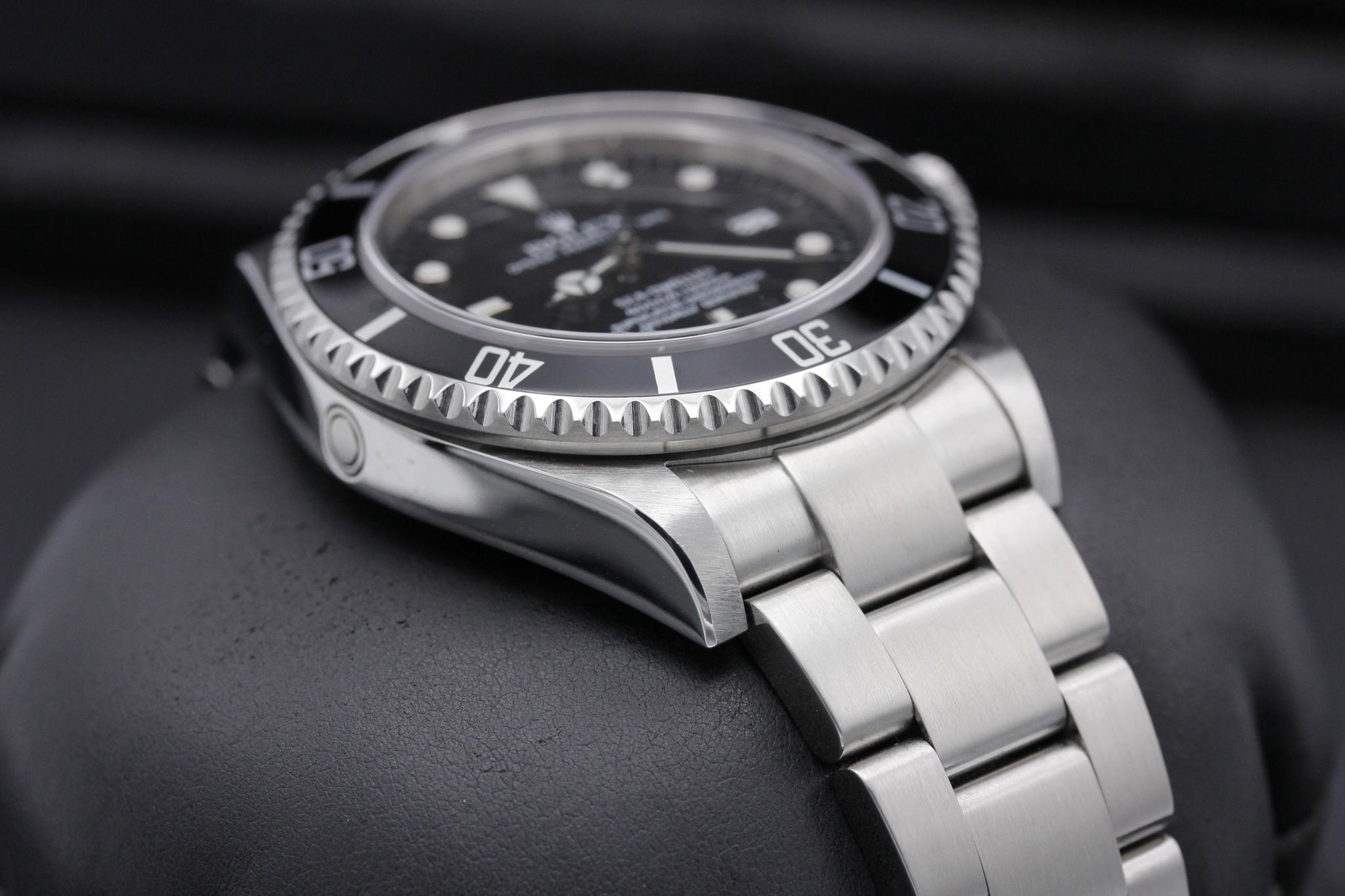 Watch Image 6