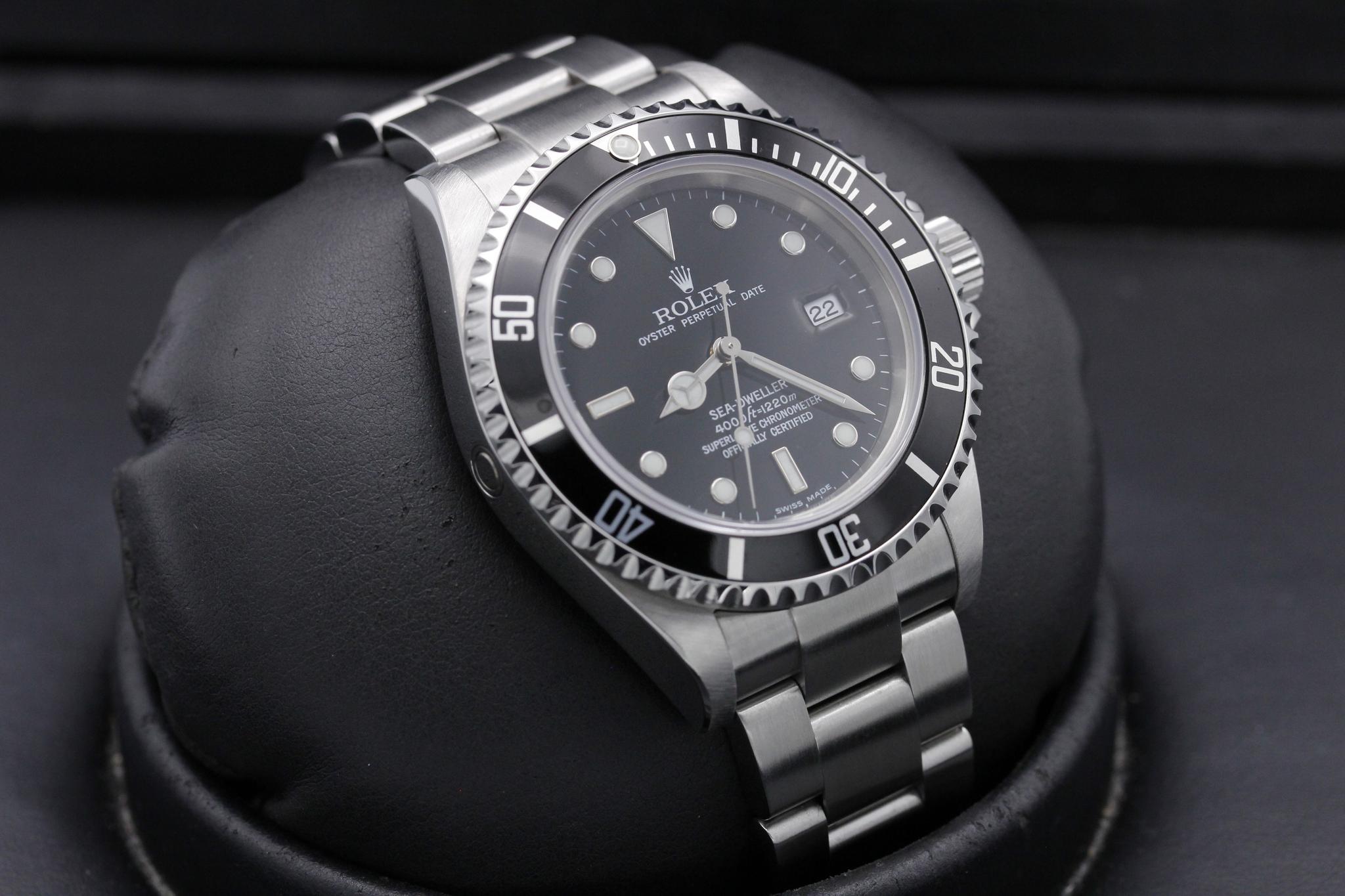 Watch Image 11