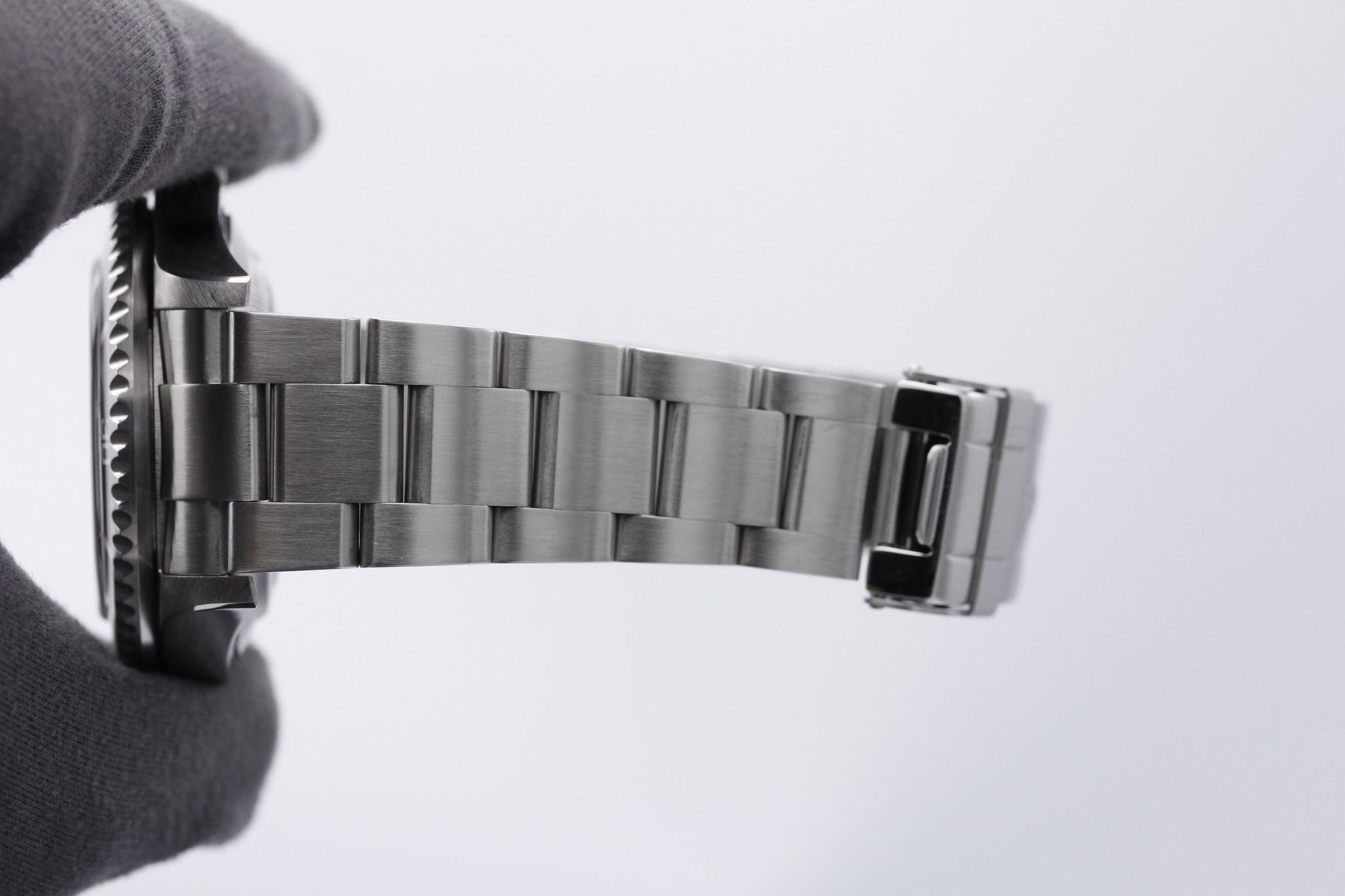 Watch Image 9
