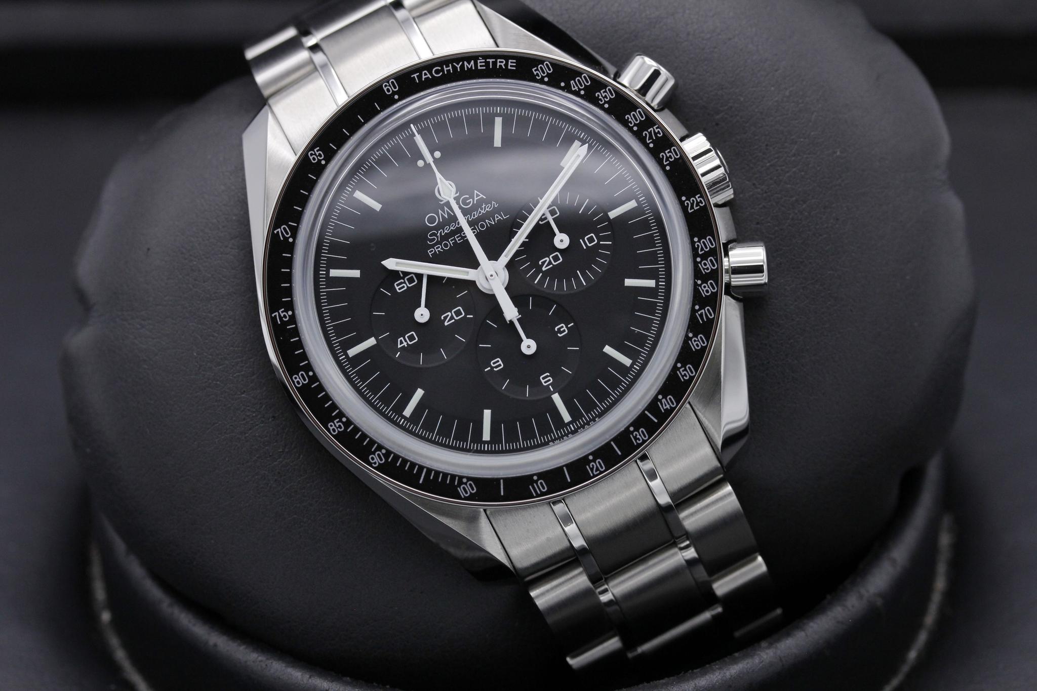 Watch Image 10