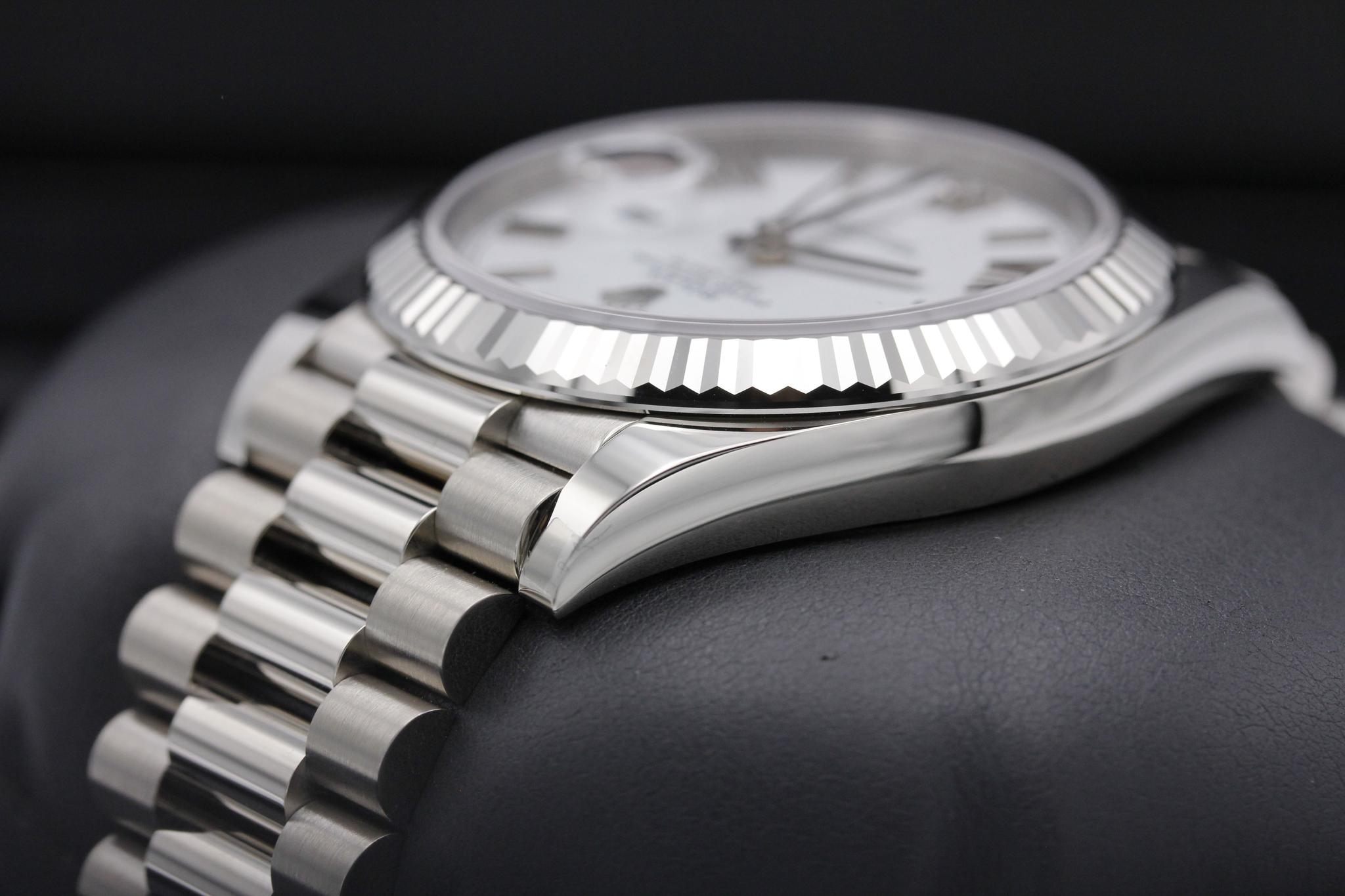 Watch Image 5