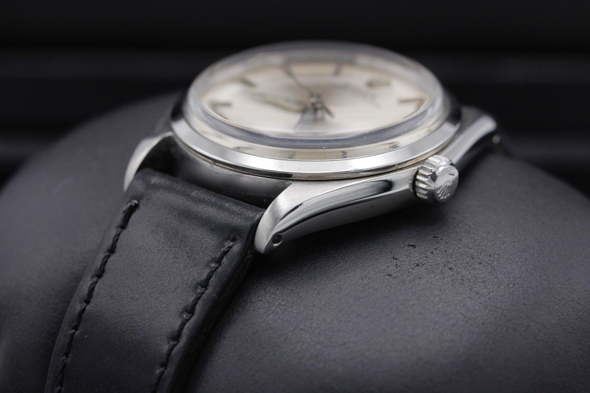 Watch Image 2