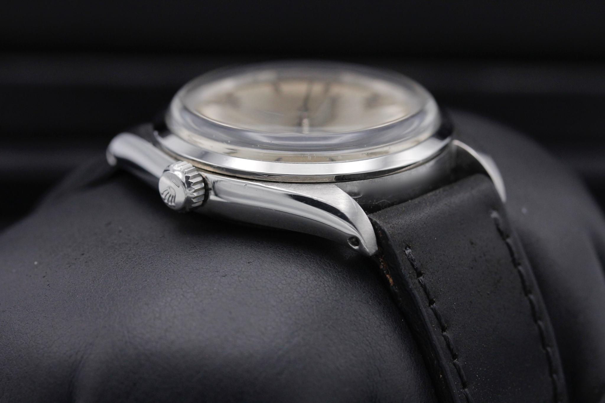 Watch Image 4
