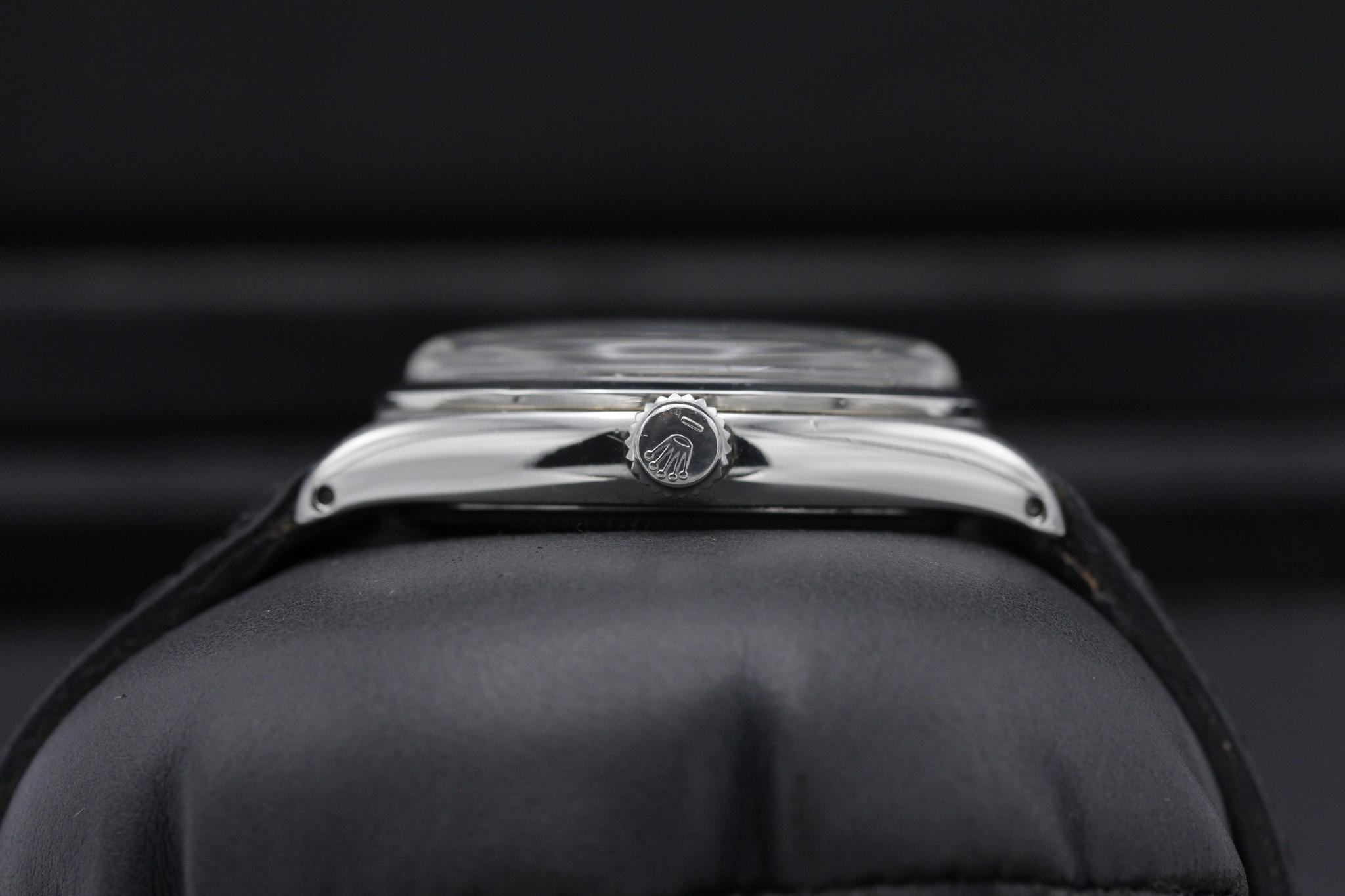 Watch Image 3