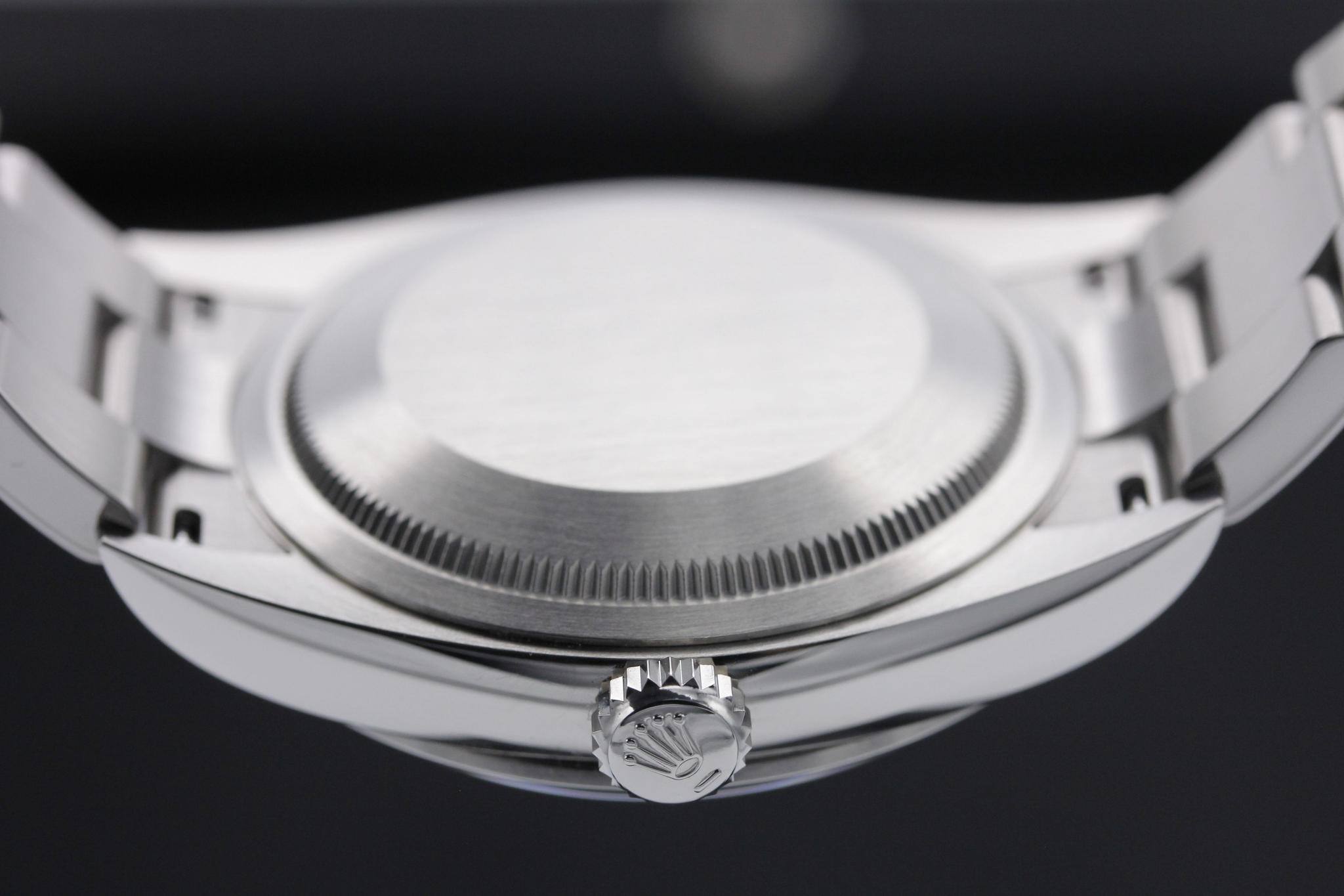 Watch Image 7