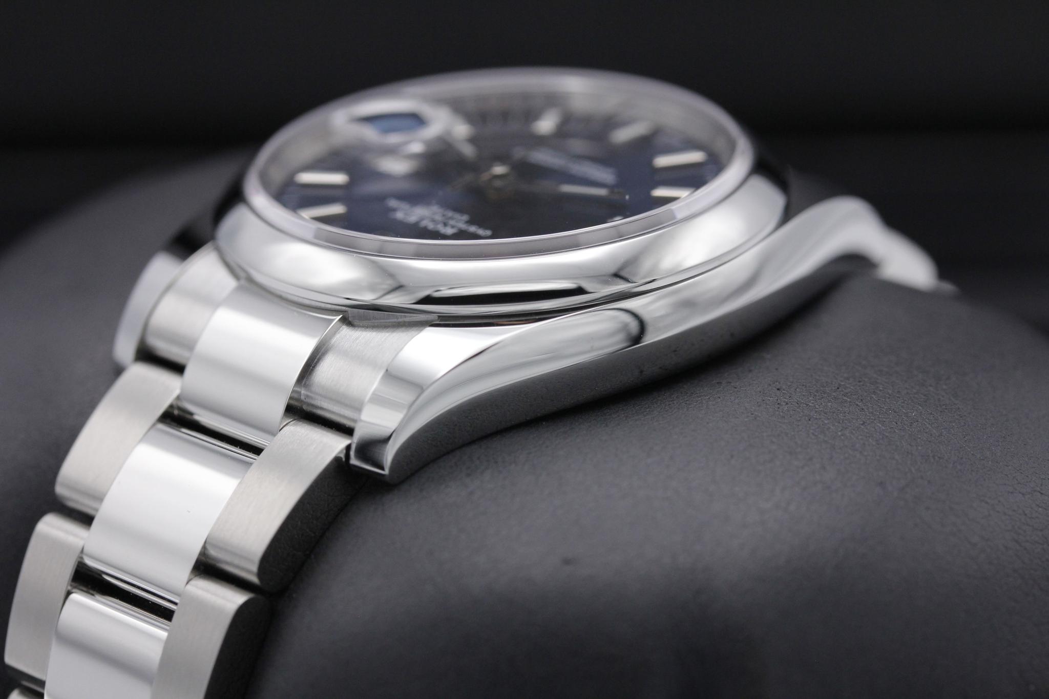 Watch Image 5