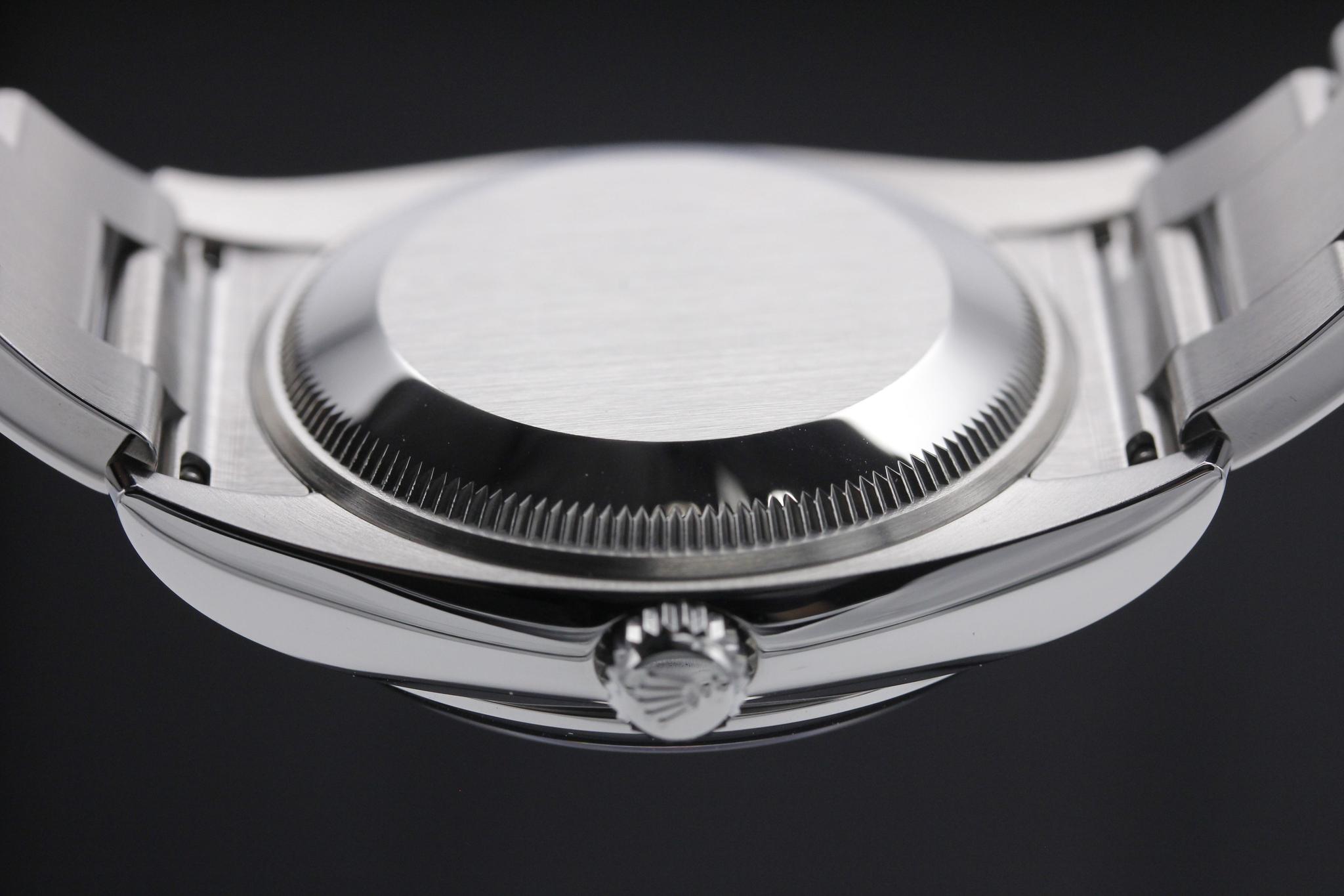 Watch Image 7