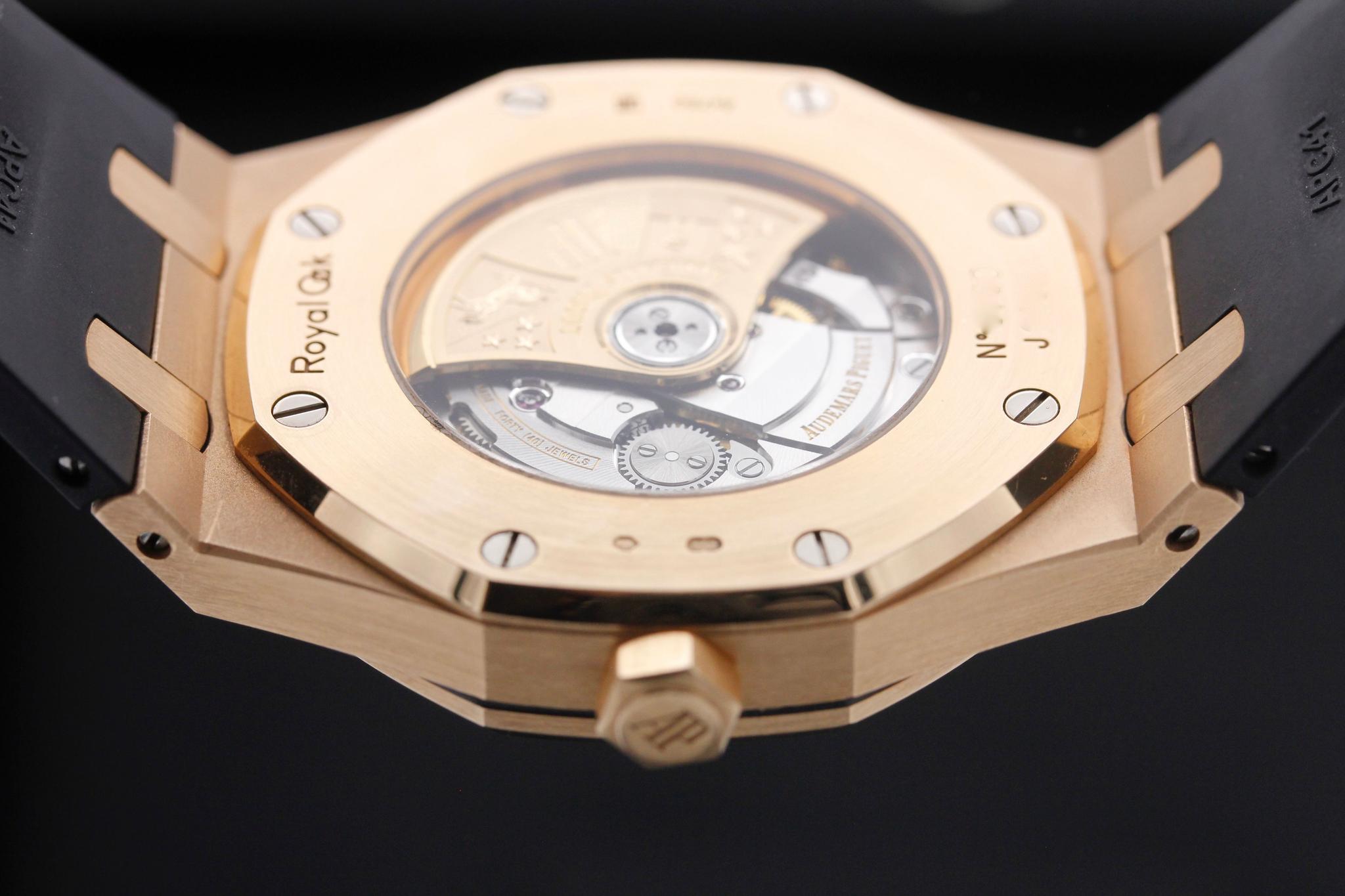 Watch Image 7
