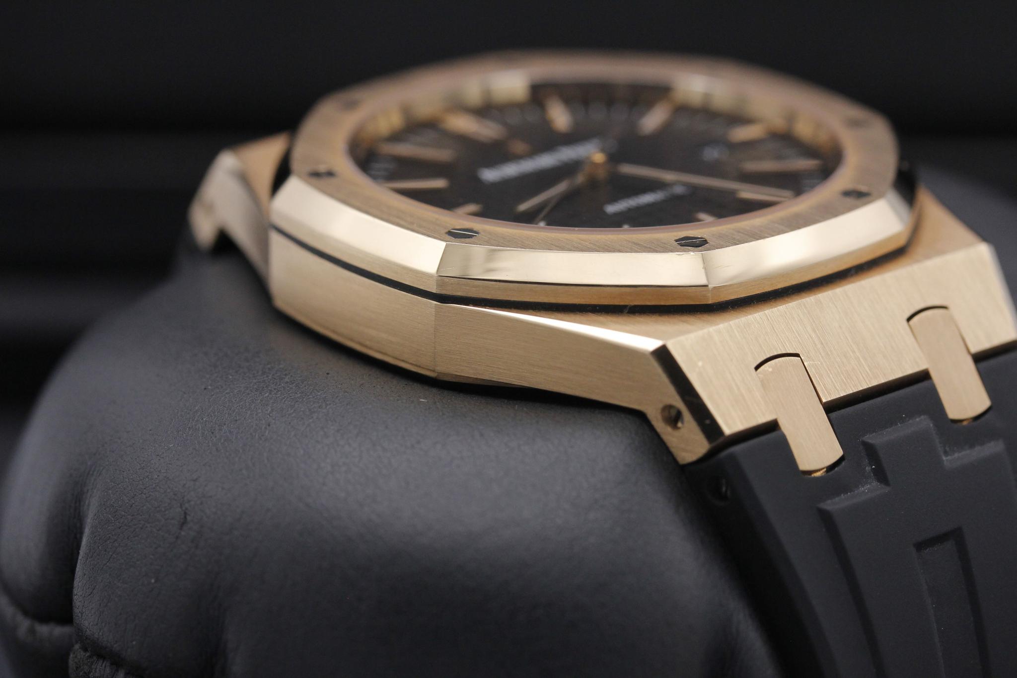 Watch Image 6