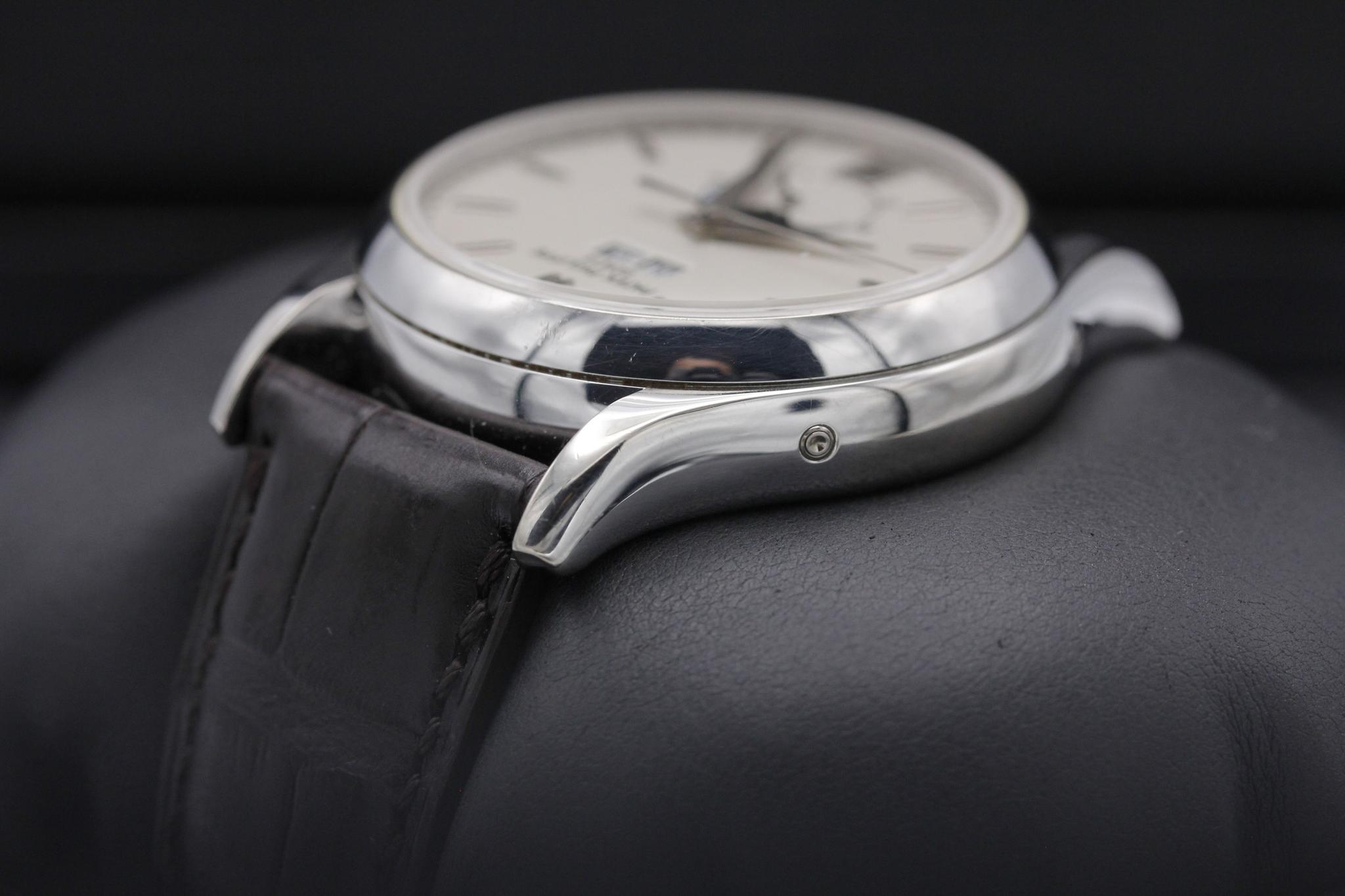Watch Image 5