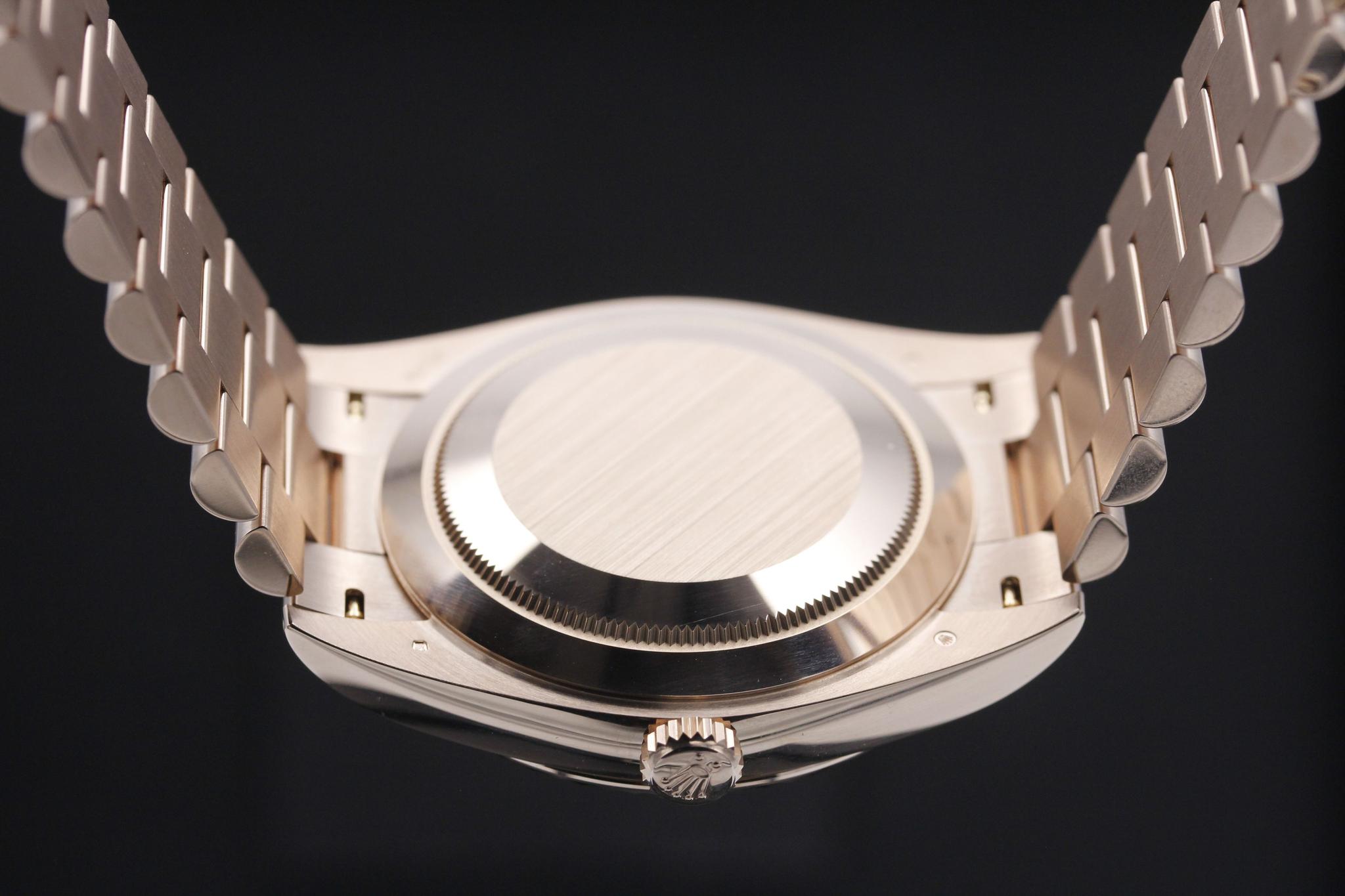 Watch Image 8