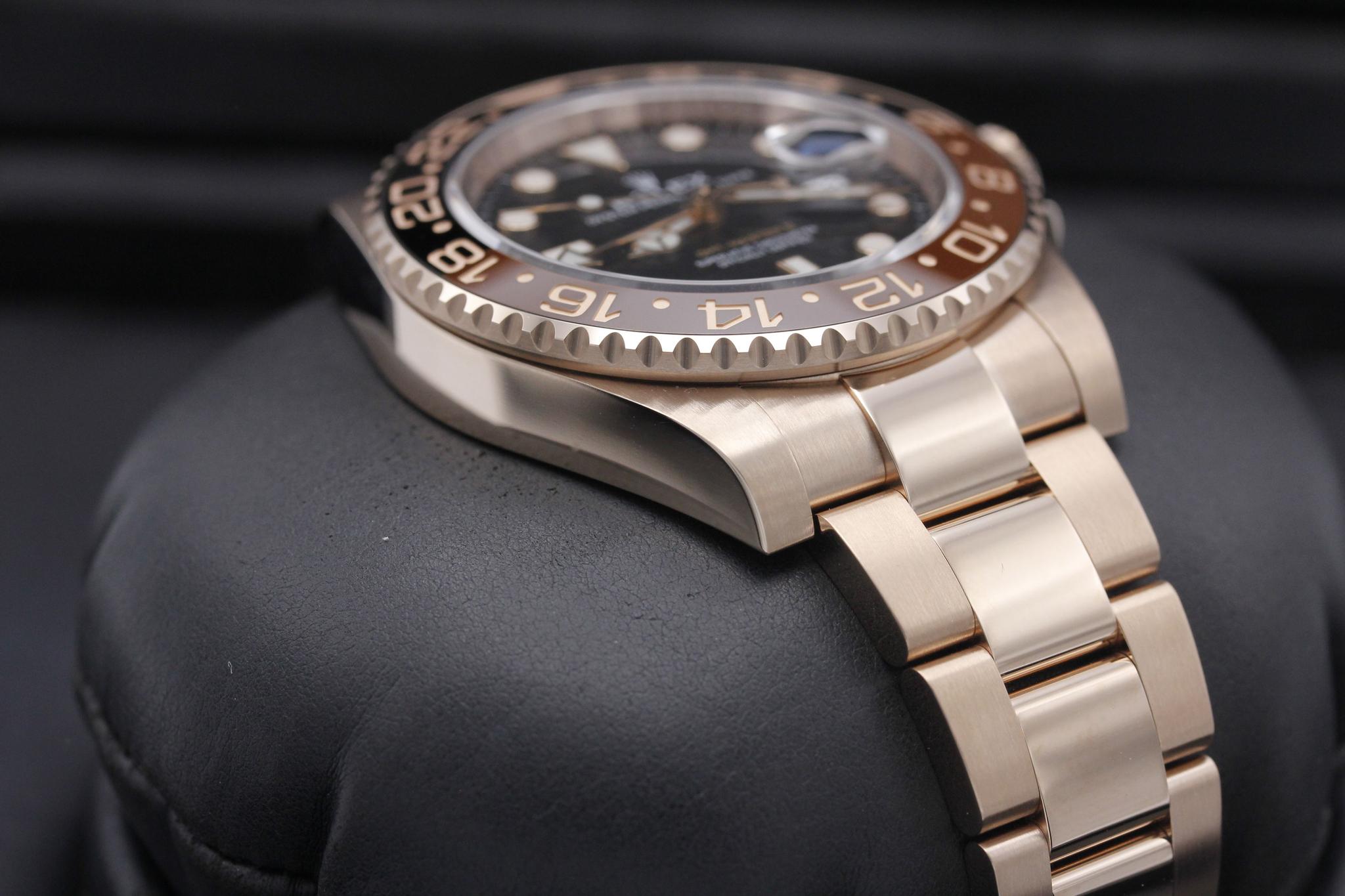 Watch Image 6