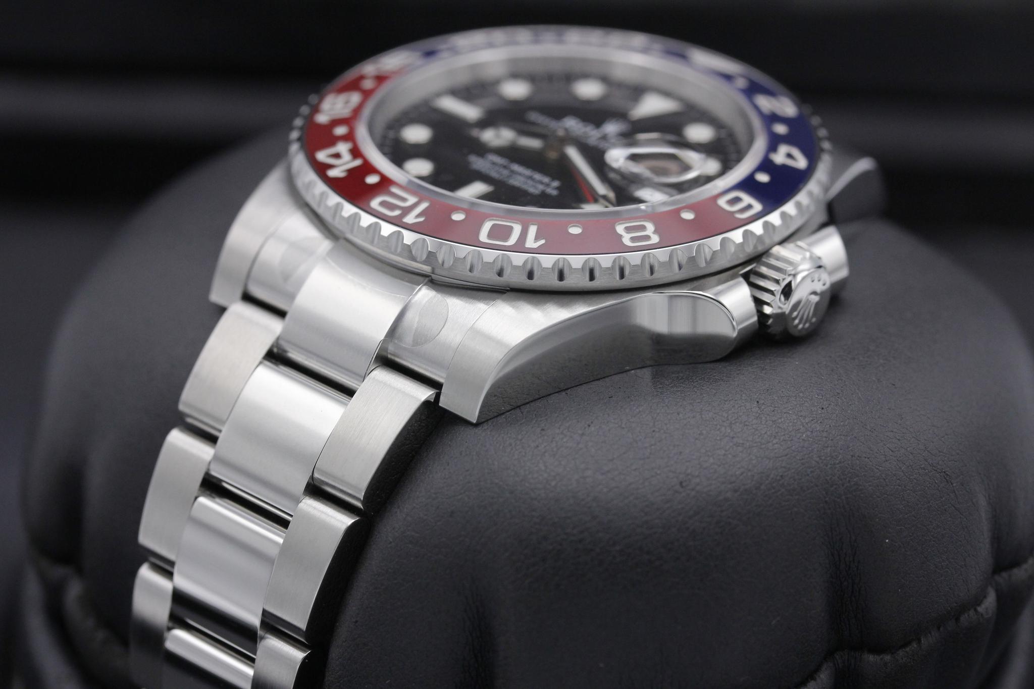 Watch Image 2