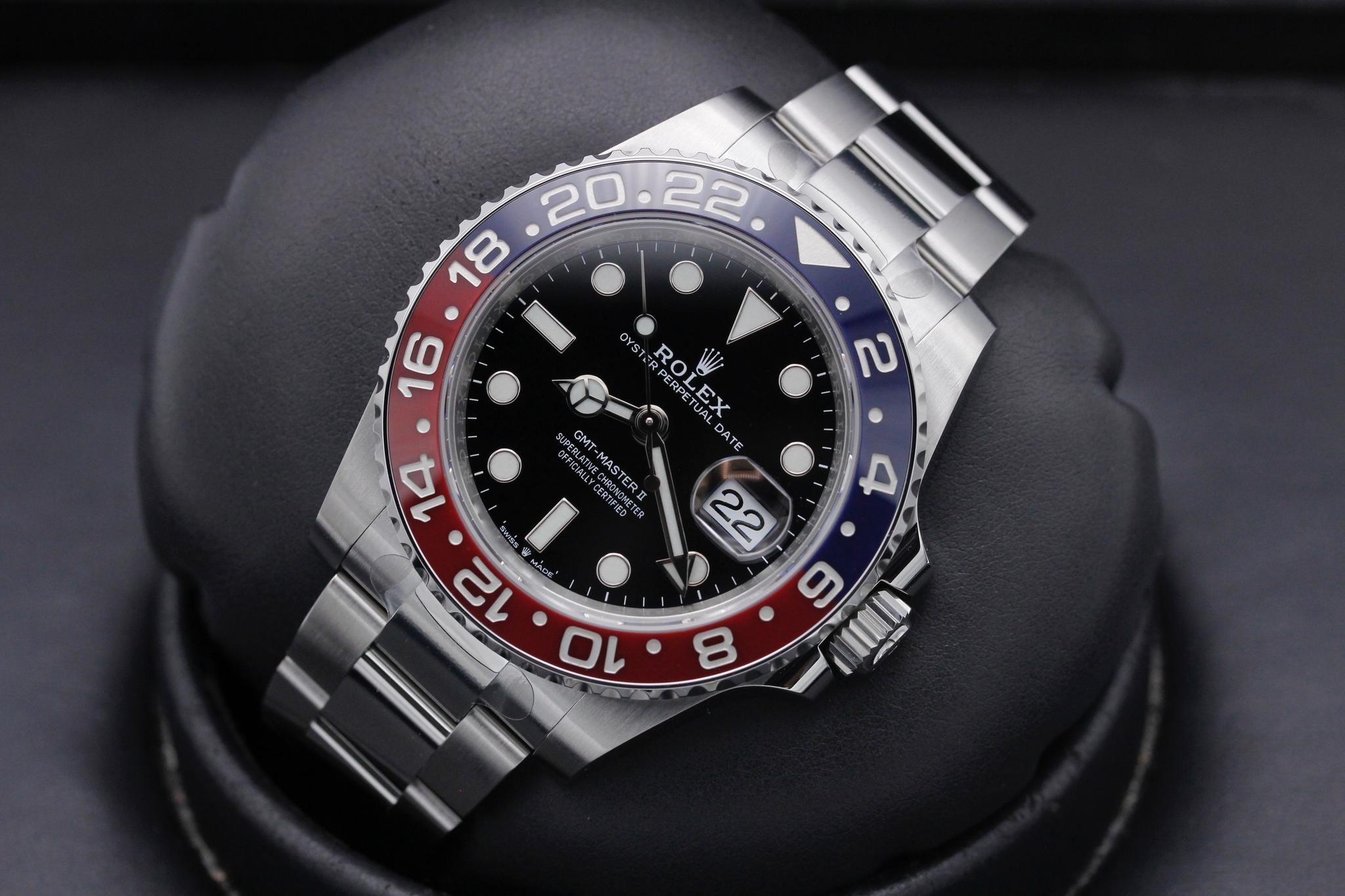 Watch Image 9