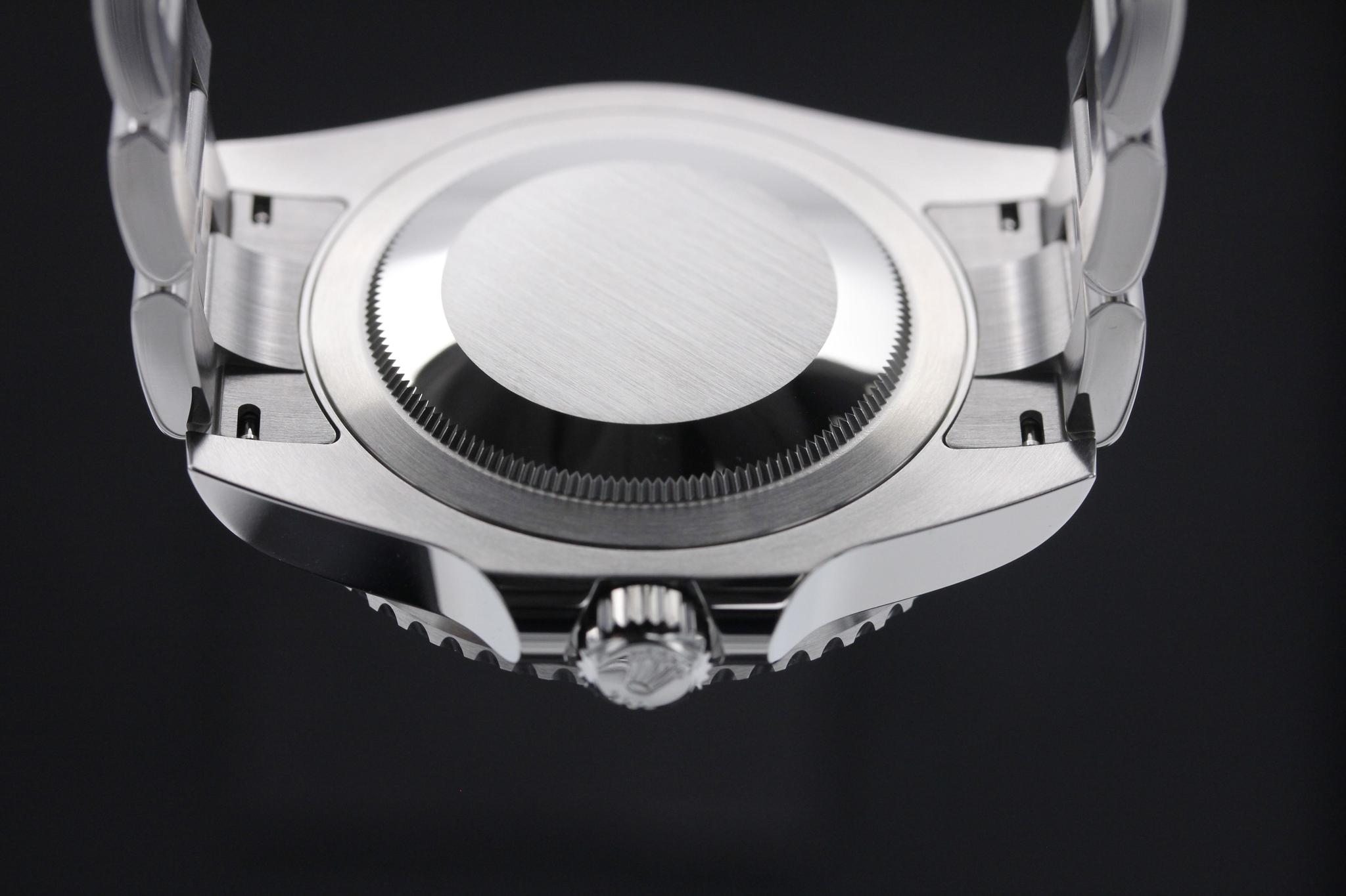 Watch Image 7