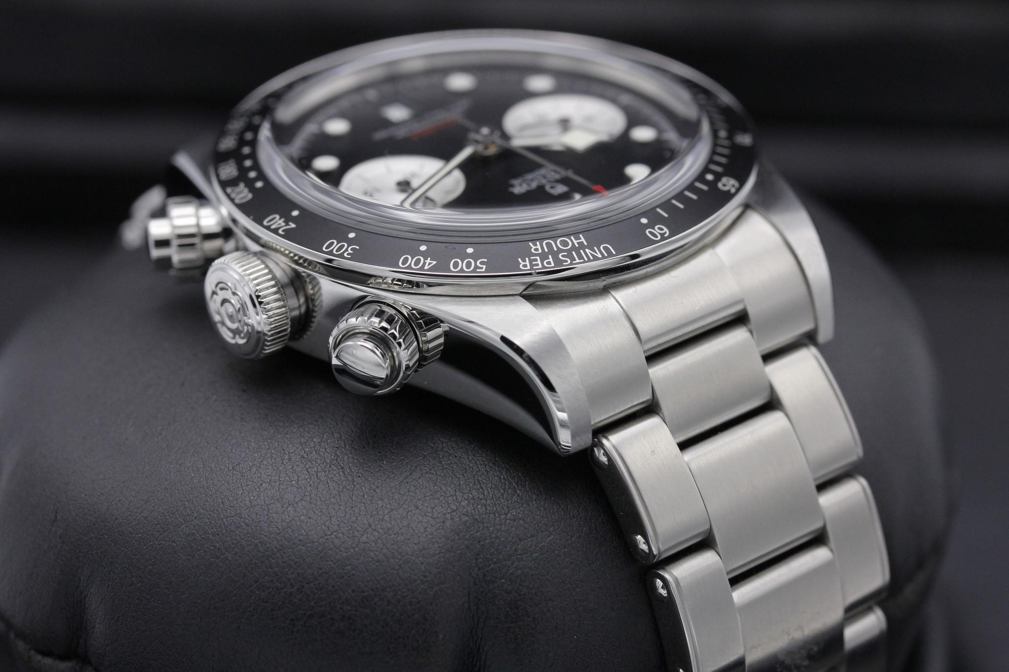 Watch Image 4