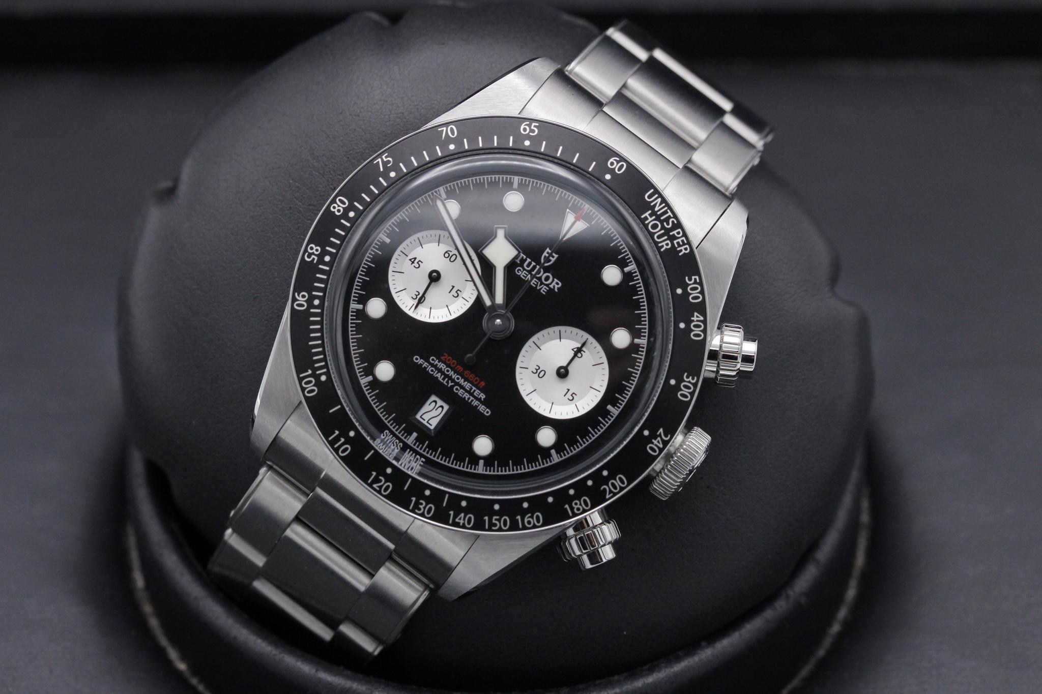 Watch Image 9