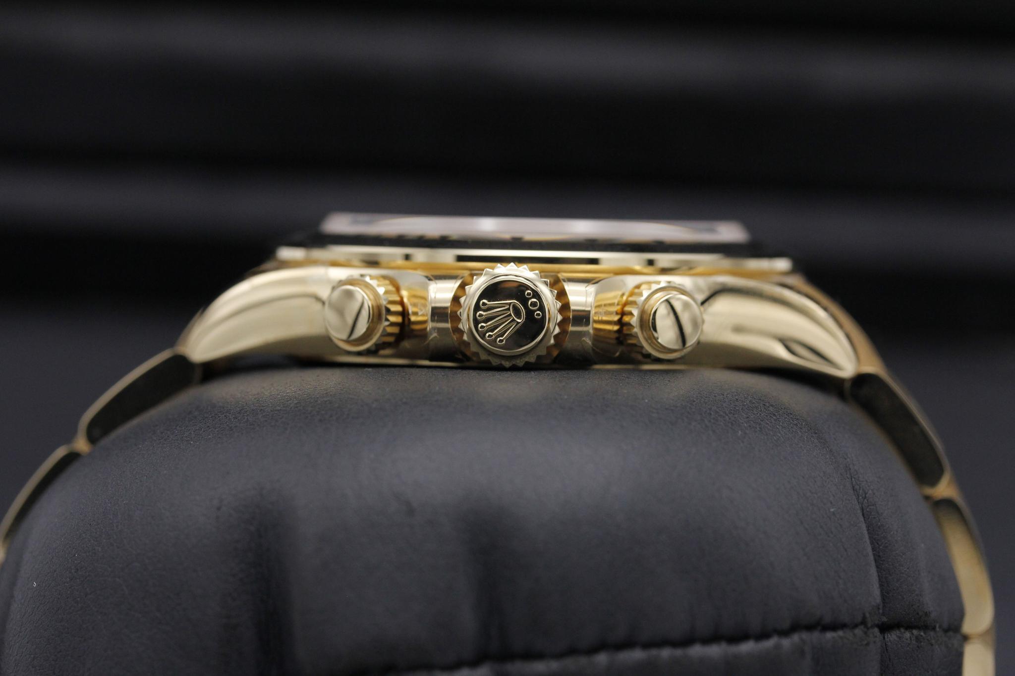 Watch Image 3