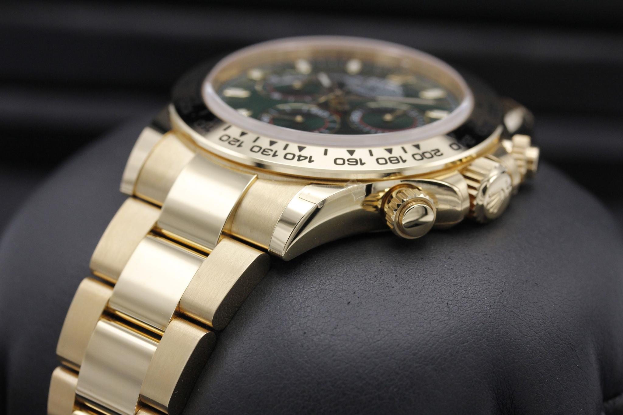 Watch Image 2