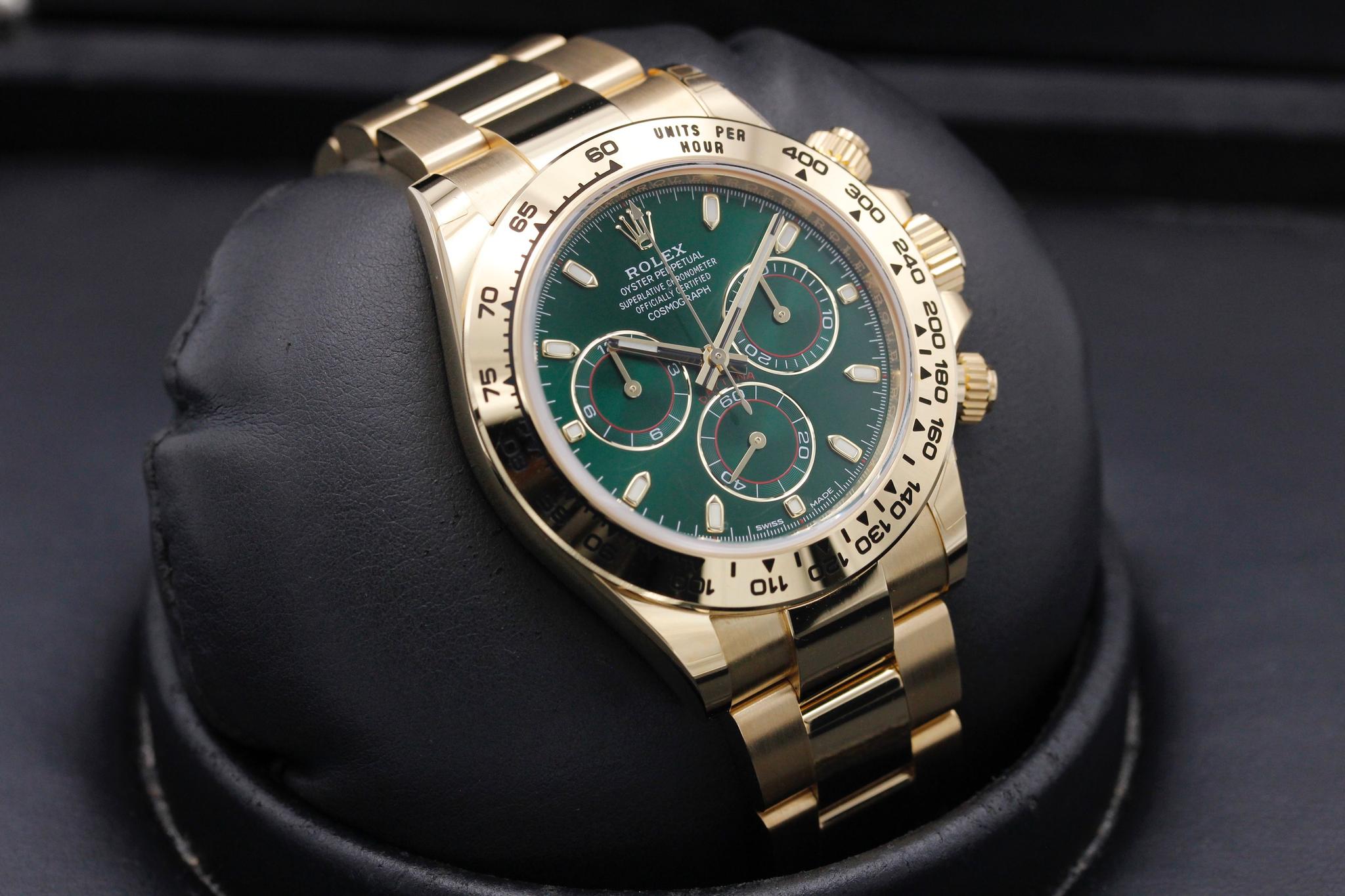 Watch Image 10