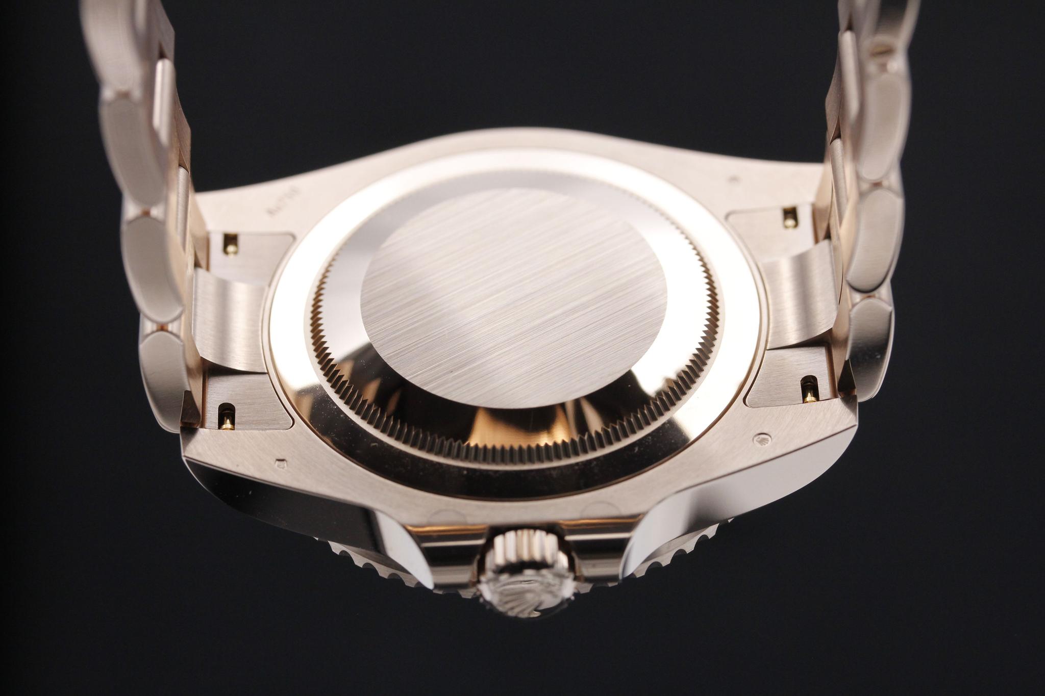 Watch Image 7