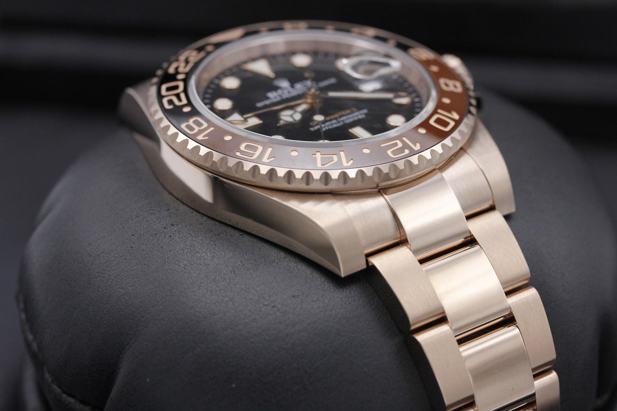 Watch Image 6