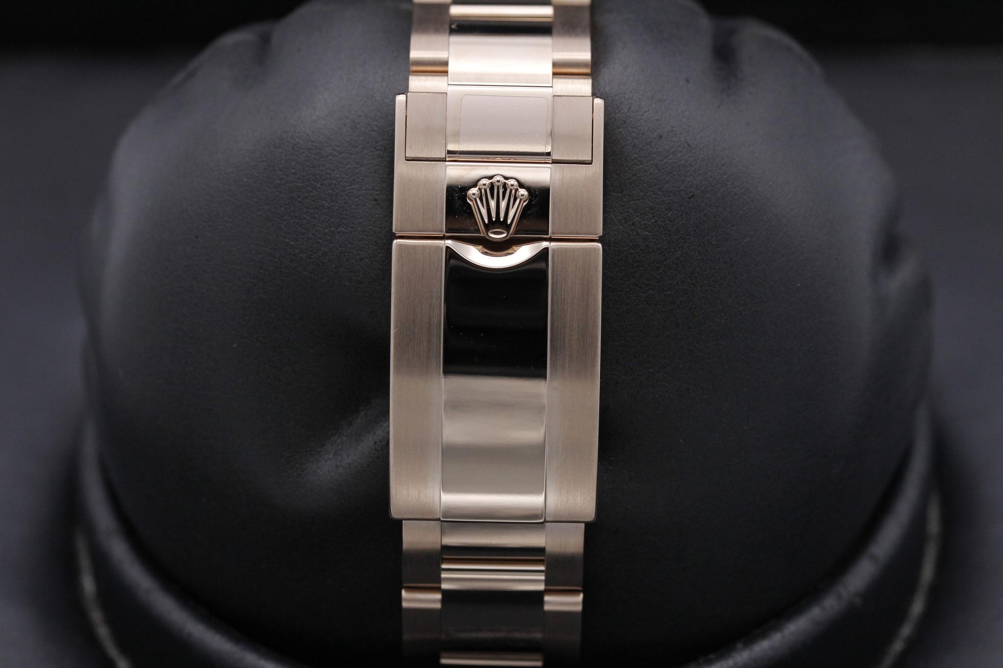 Watch Image 8