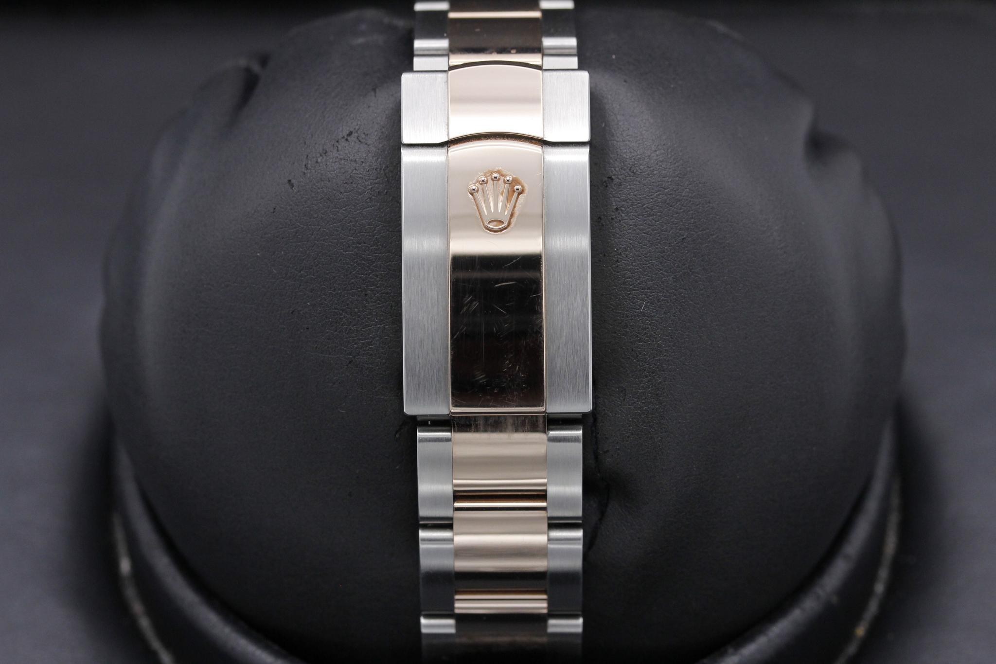 Watch Image 8
