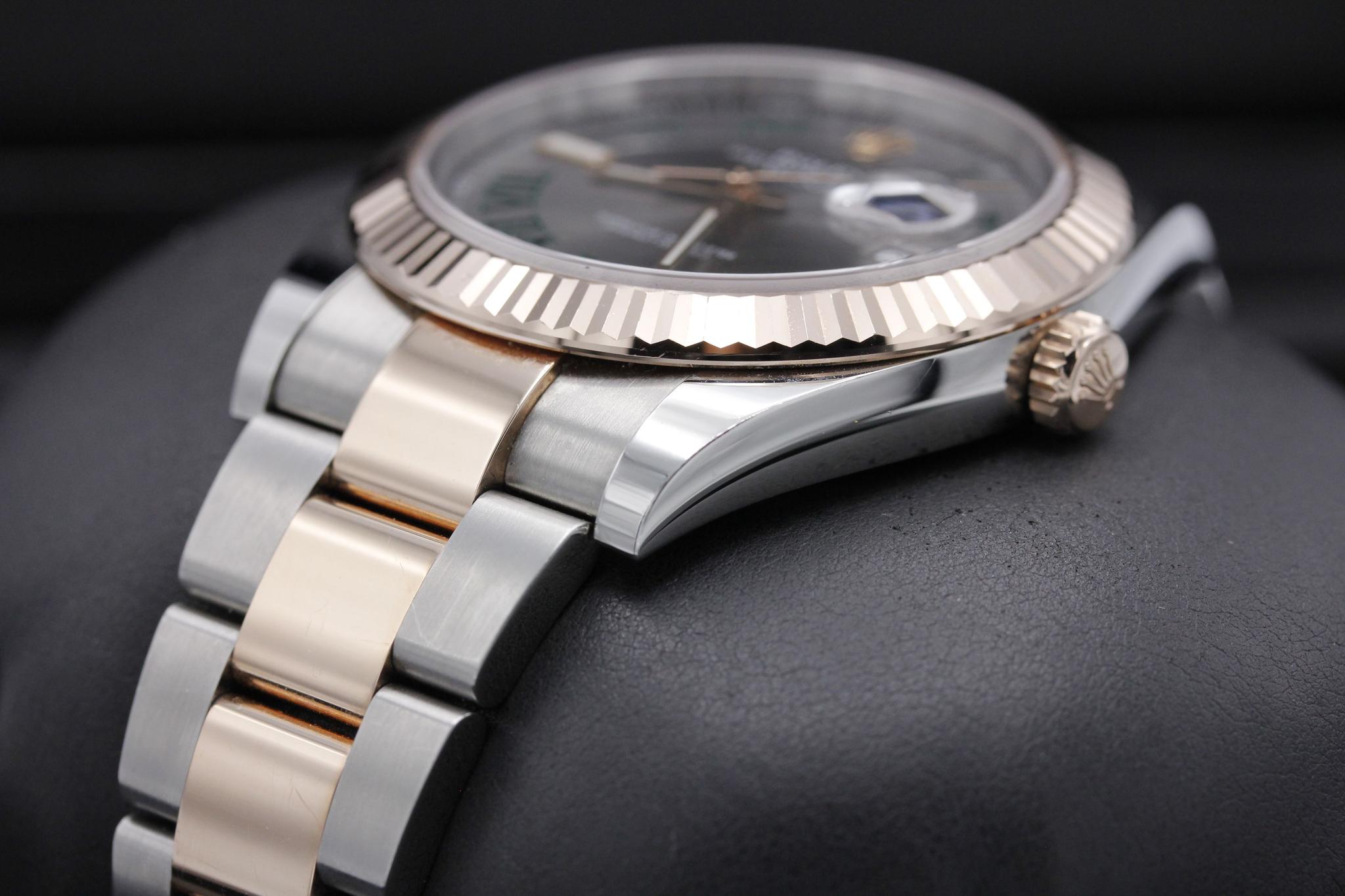 Watch Image 2