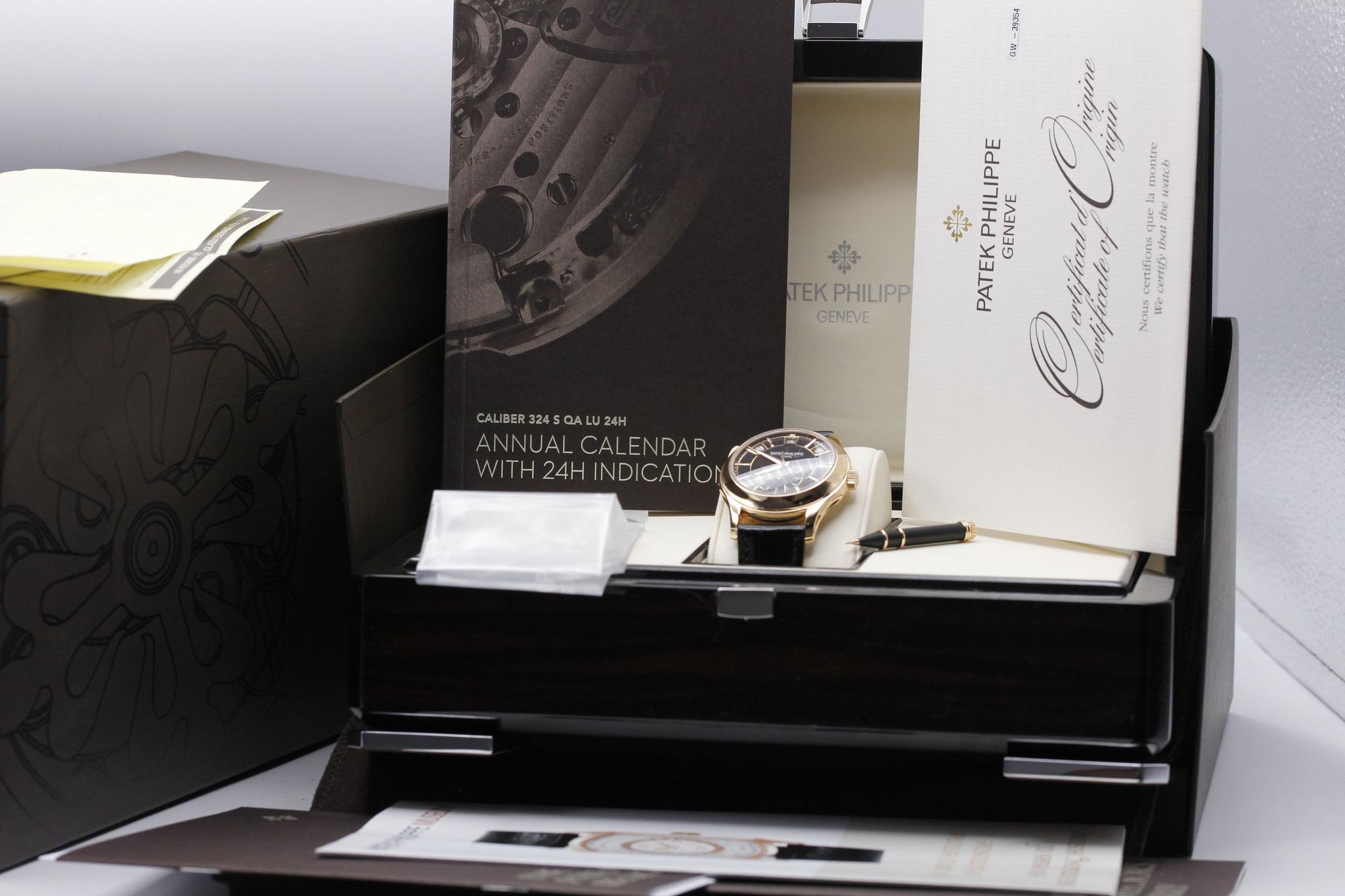 Watch Image 12