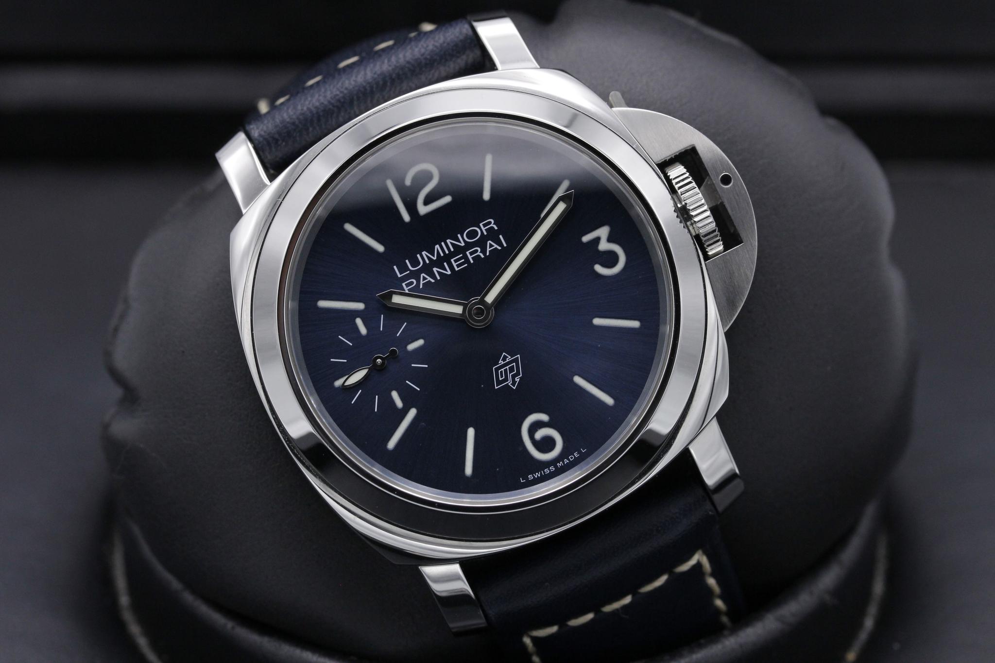 Watch Image 9