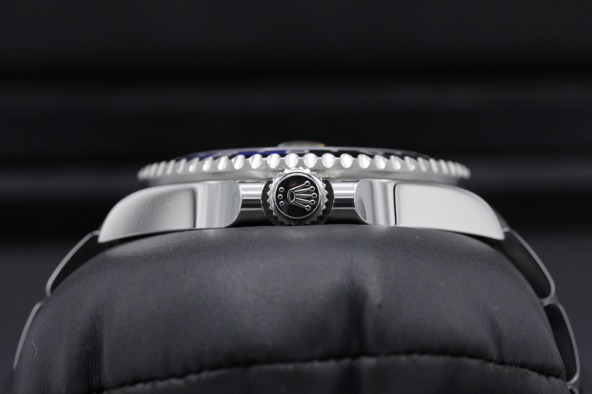 Watch Image 3