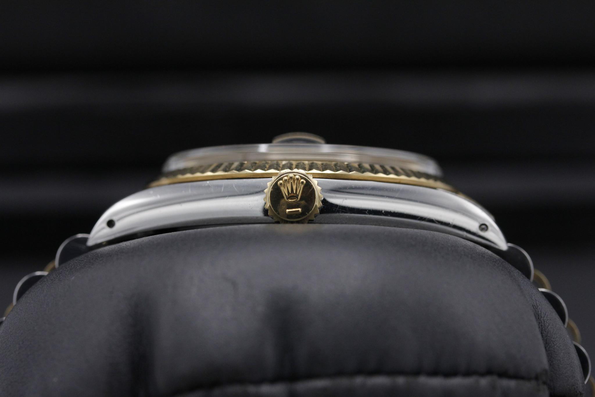 Watch Image 3