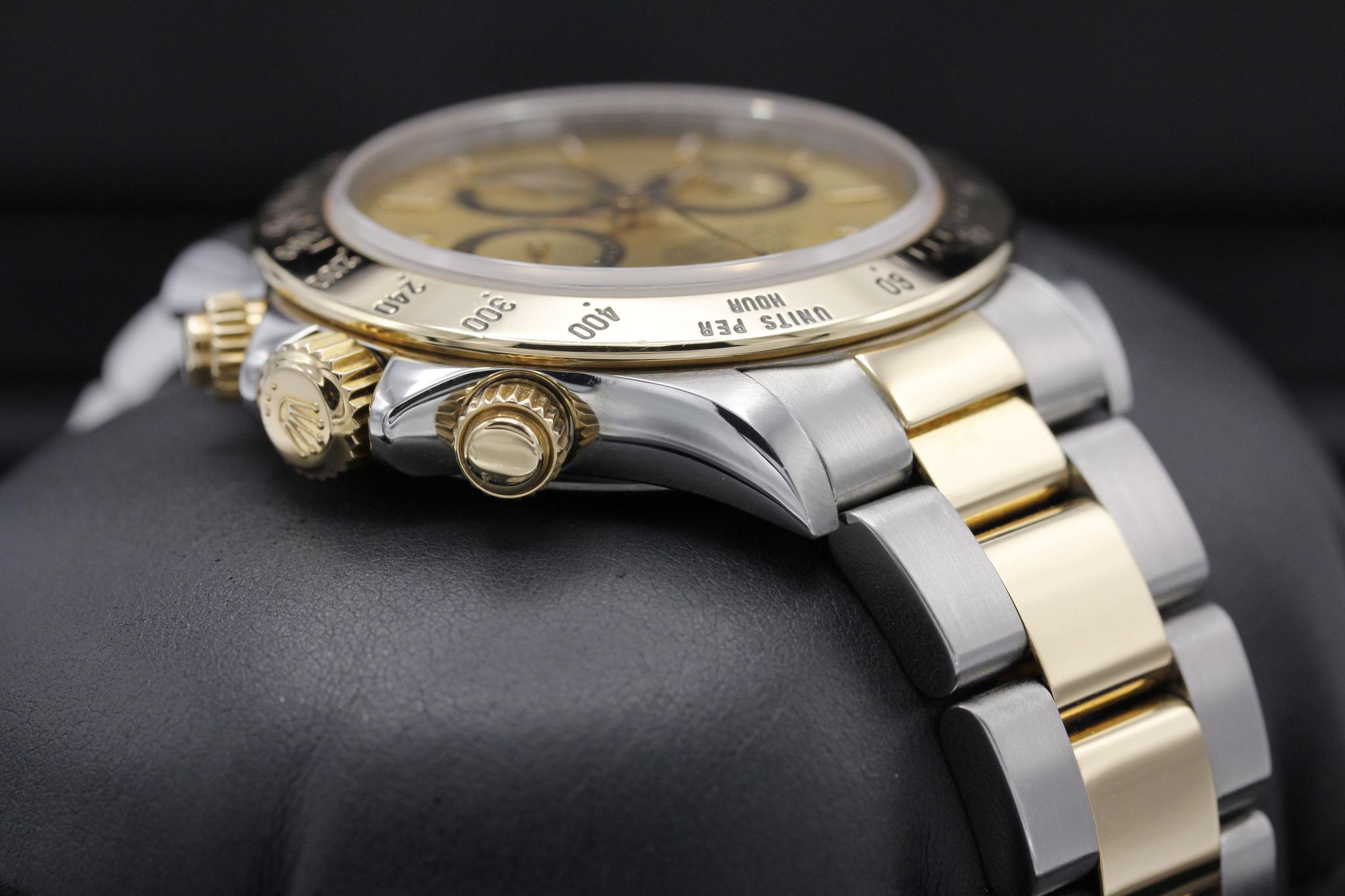 Watch Image 4